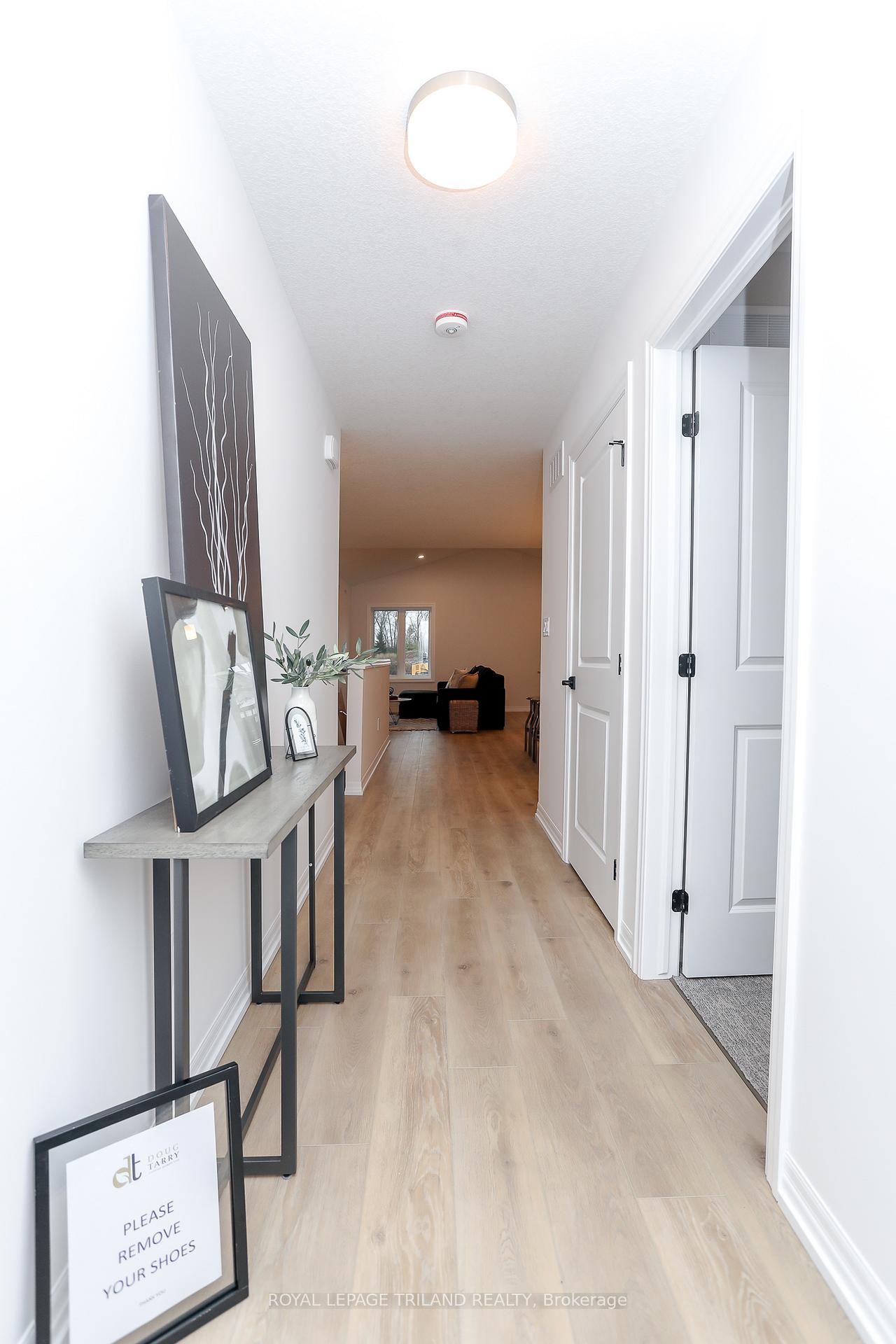 Photo 5 of 10 Silverleaf Path, St. Thomas — HOMEH