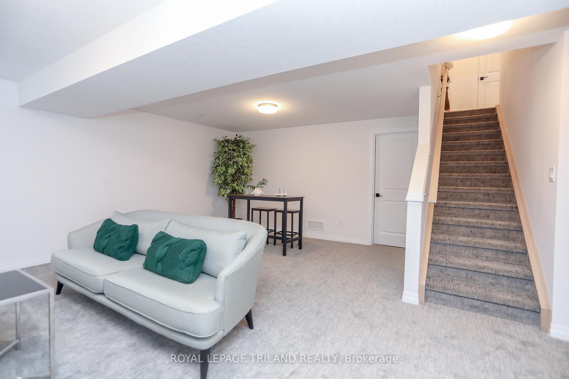 Photo 18 of 10 Silverleaf Path, St. Thomas — HOMEH