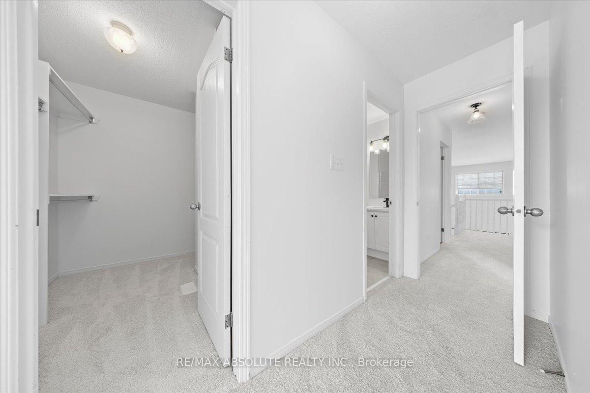 Photo 20 of 41 Crossing Bridge Court, Ottawa, Stittsville (Central) — HOMEH