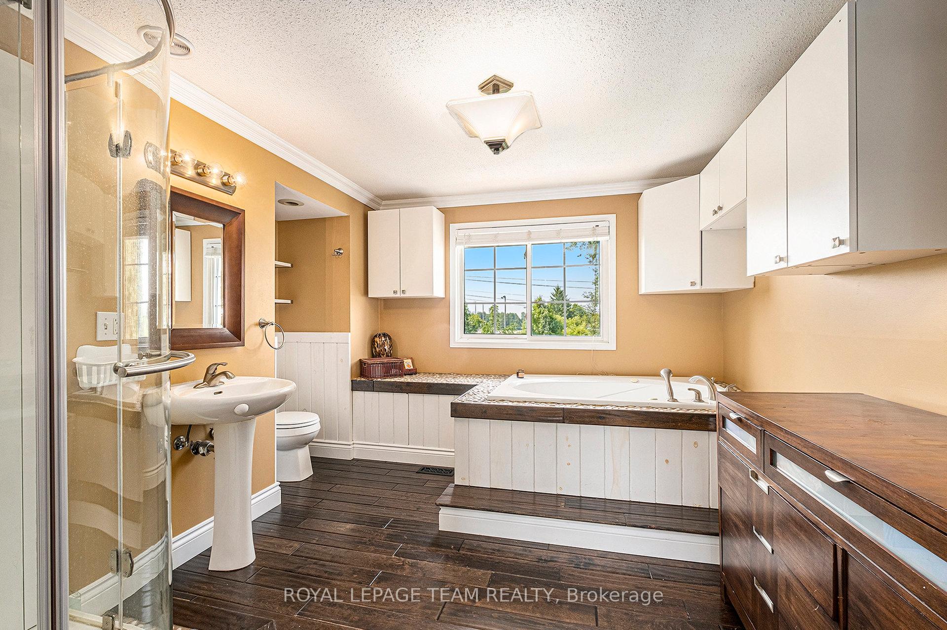 Photo 16 of 32 Butterwick Street, Ottawa, Munster — HOMEH