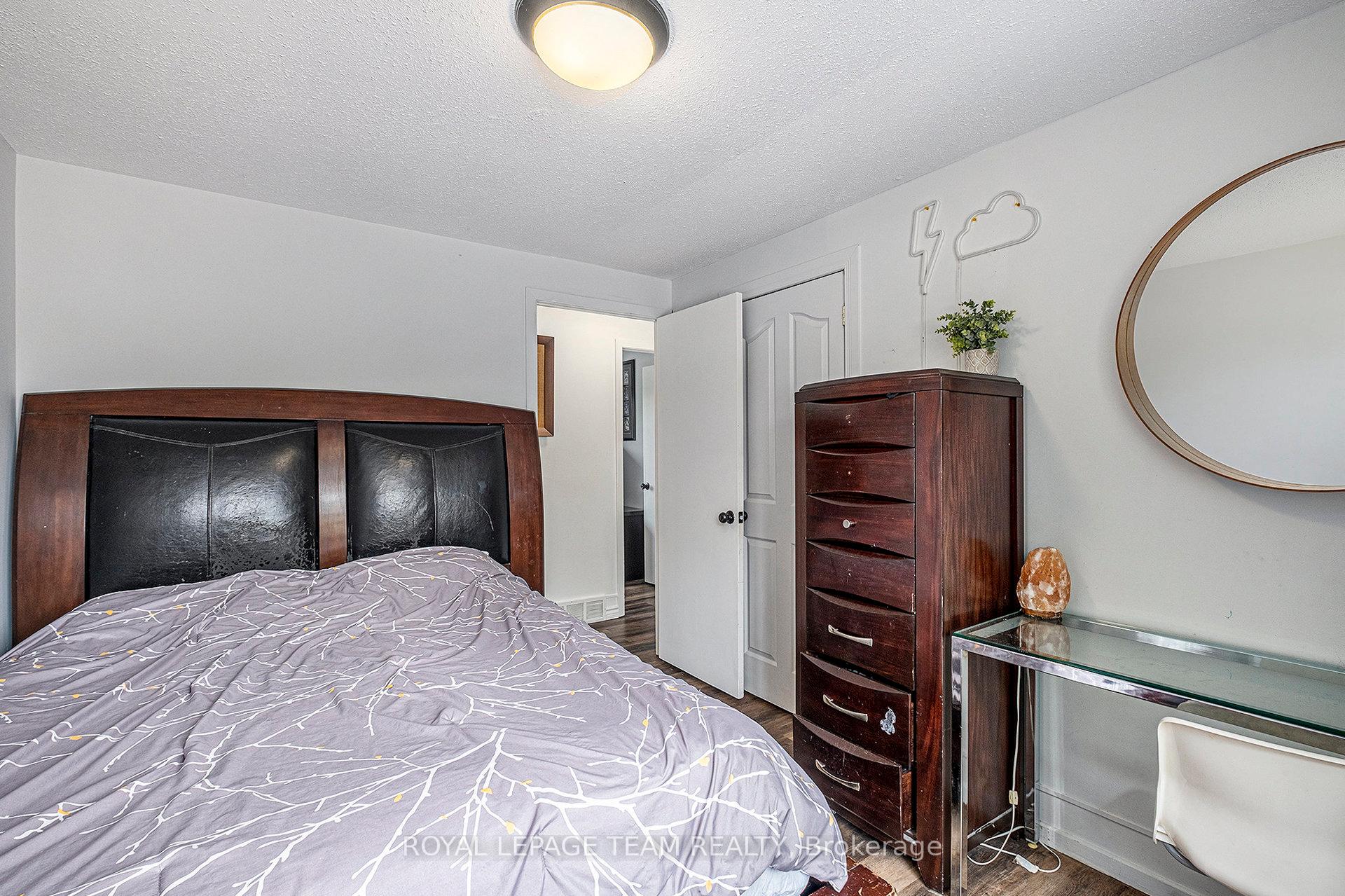 Photo 18 of 32 Butterwick Street, Ottawa, Munster — HOMEH