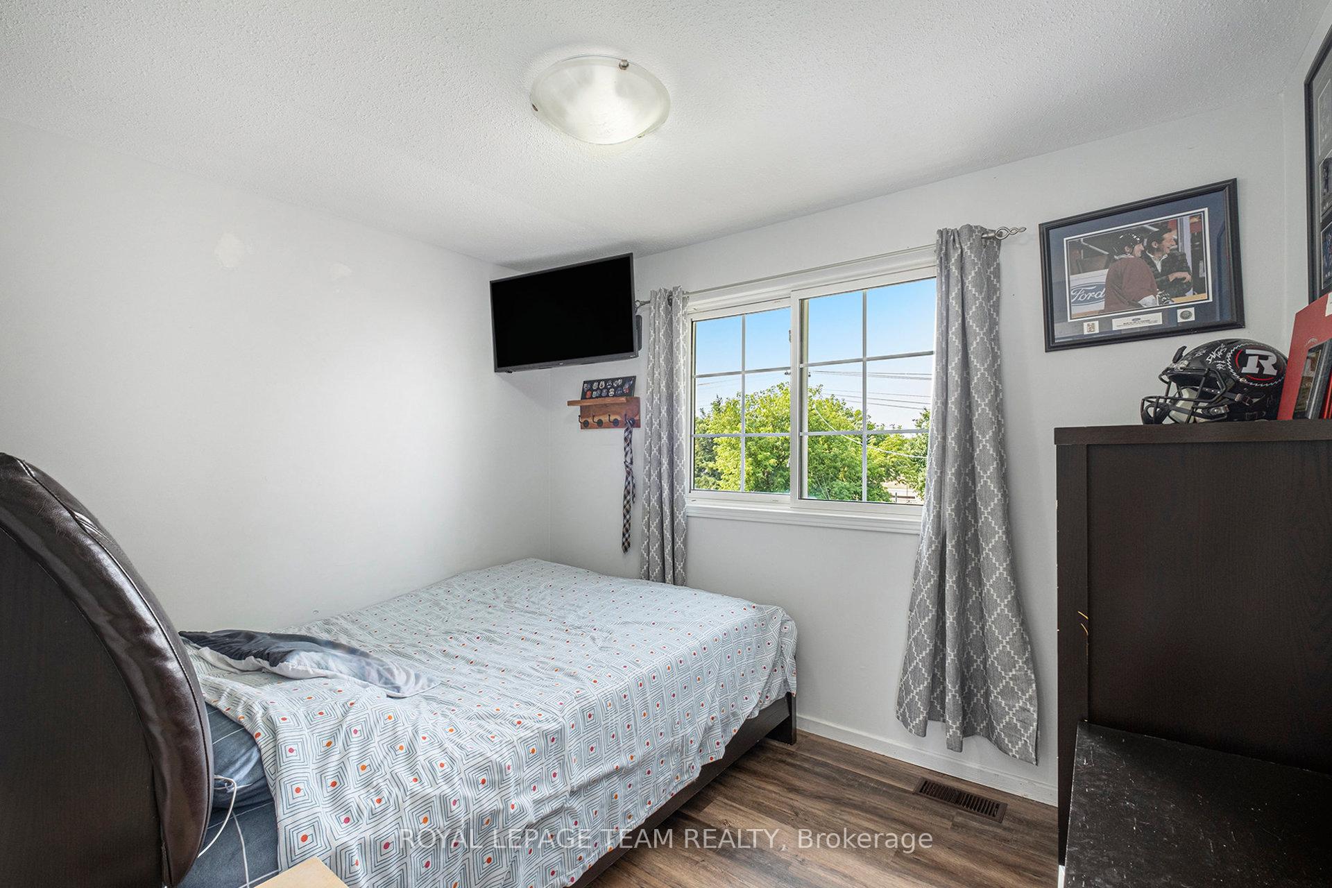 Photo 21 of 32 Butterwick Street, Ottawa, Munster — HOMEH