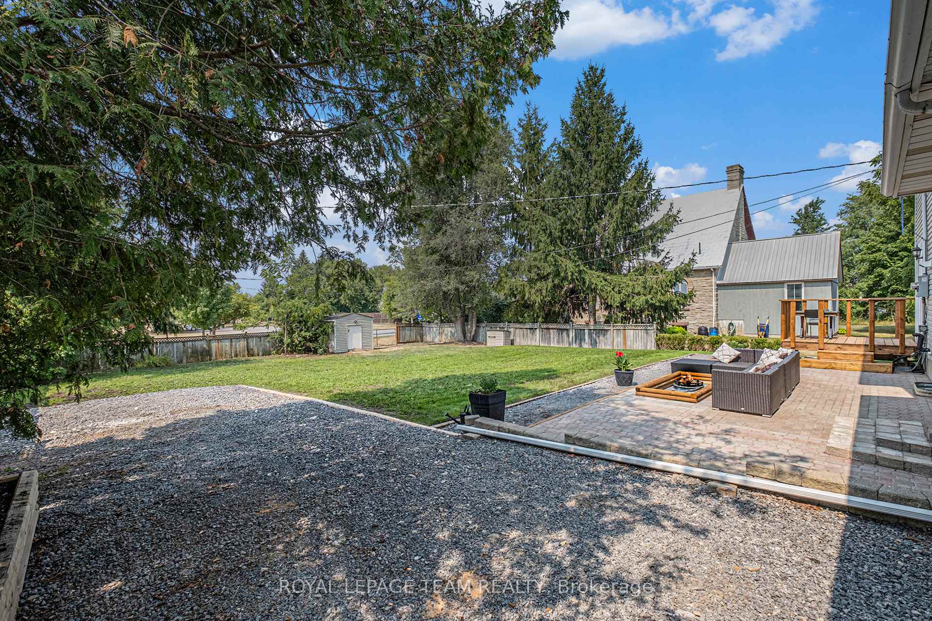Photo 28 of 32 Butterwick Street, Ottawa, Munster — HOMEH