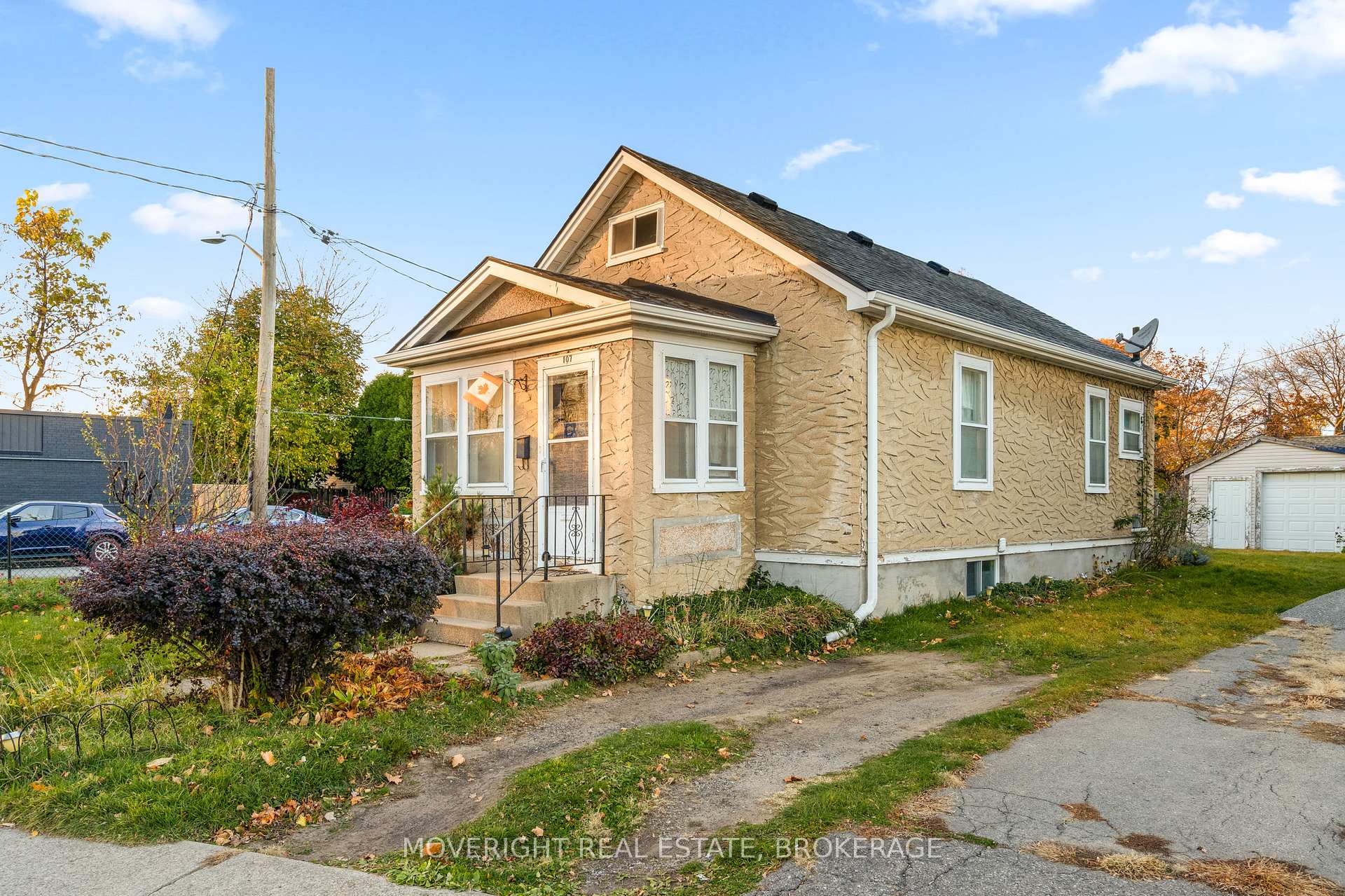 Photo 4 of 107 Carlton Street, St. Catharines, Haig — HOMEH