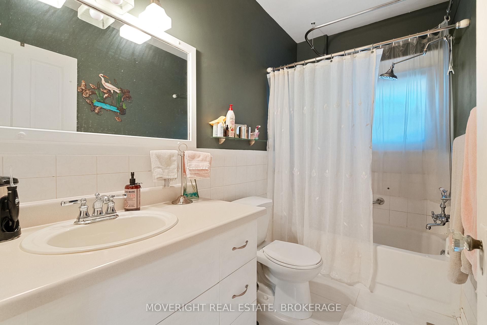 Photo 17 of 107 Carlton Street, St. Catharines, Haig — HOMEH