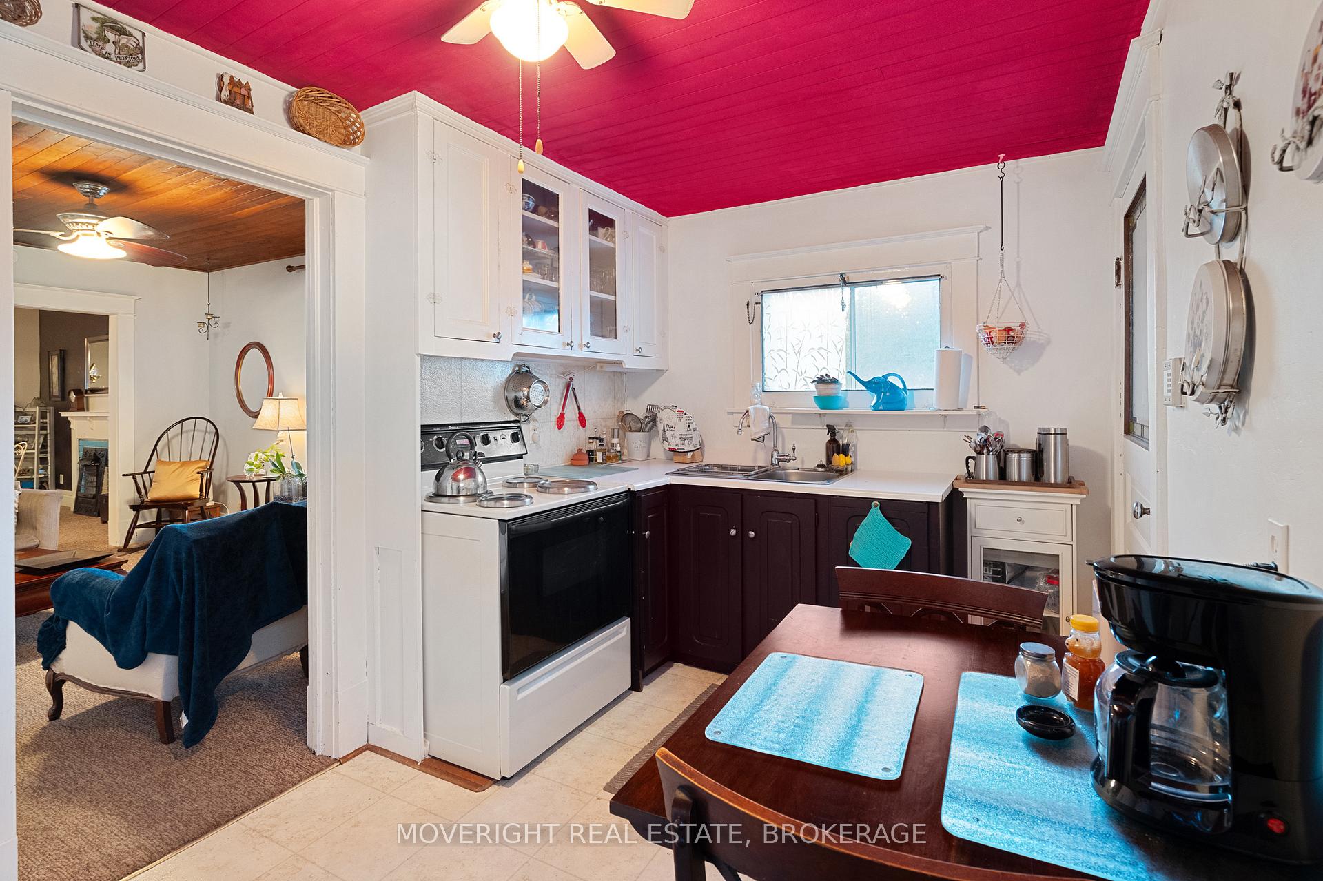 Photo 18 of 107 Carlton Street, St. Catharines, Haig — HOMEH