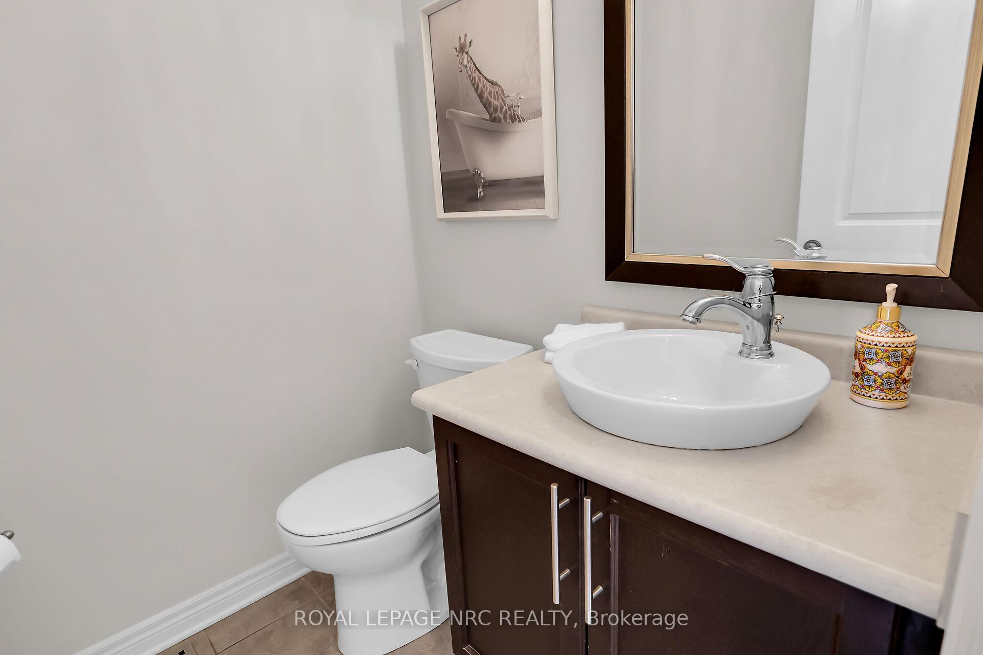 Photo 14 of 34 Agincourt Crescent, St. Catharines, Rykert/Vansickle — HOMEH