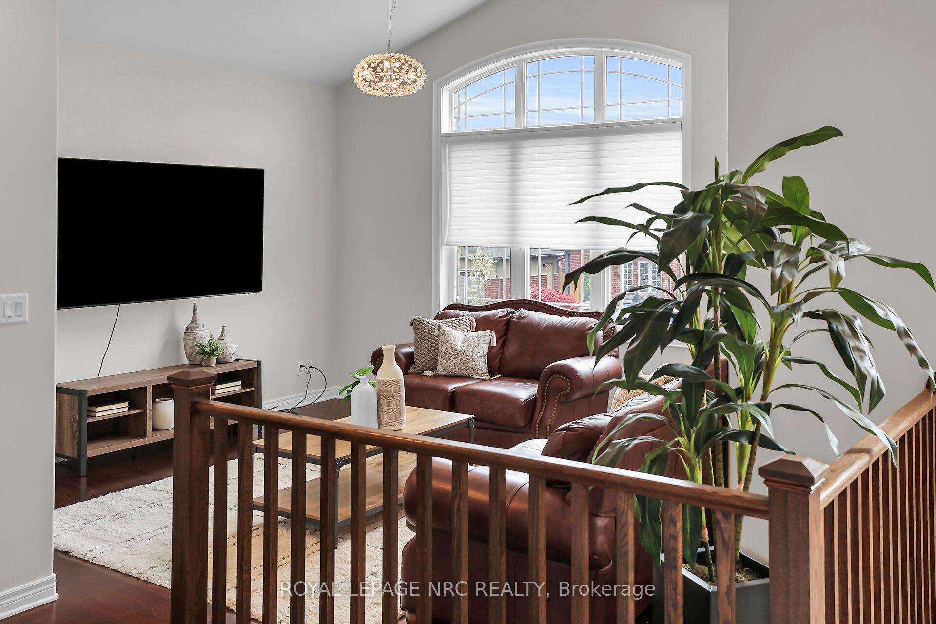 Photo 16 of 34 Agincourt Crescent, St. Catharines, Rykert/Vansickle — HOMEH