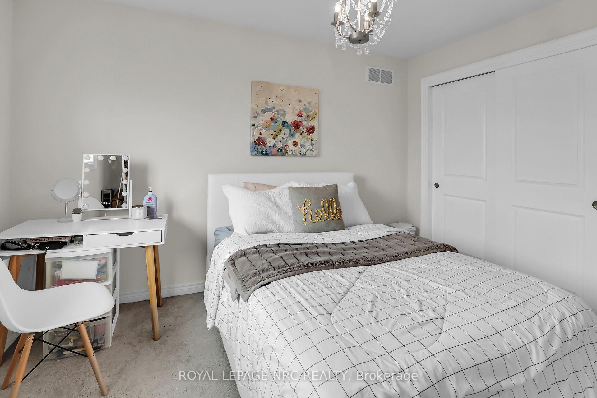 Photo 23 of 34 Agincourt Crescent, St. Catharines, Rykert/Vansickle — HOMEH