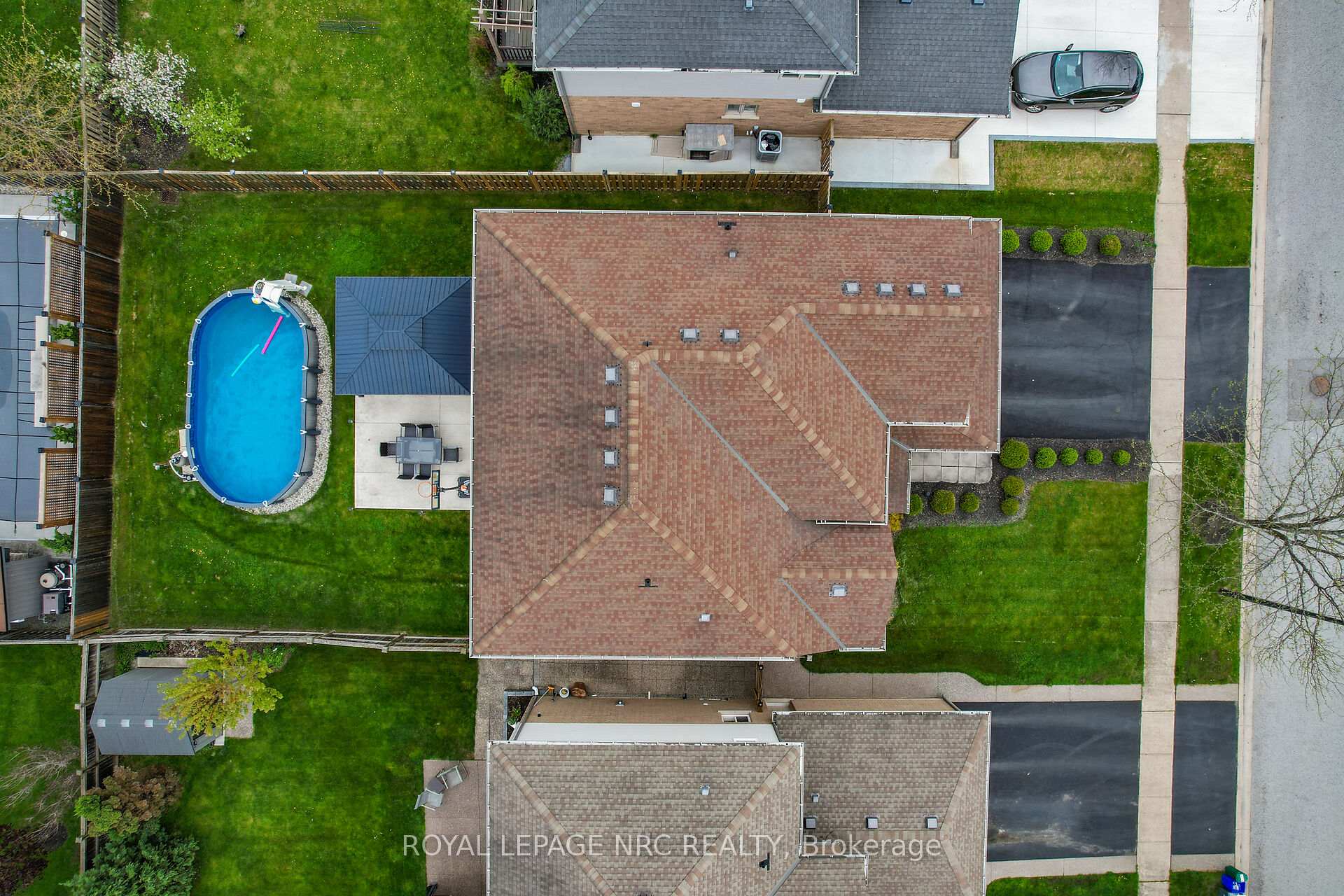 Photo 39 of 34 Agincourt Crescent, St. Catharines, Rykert/Vansickle — HOMEH