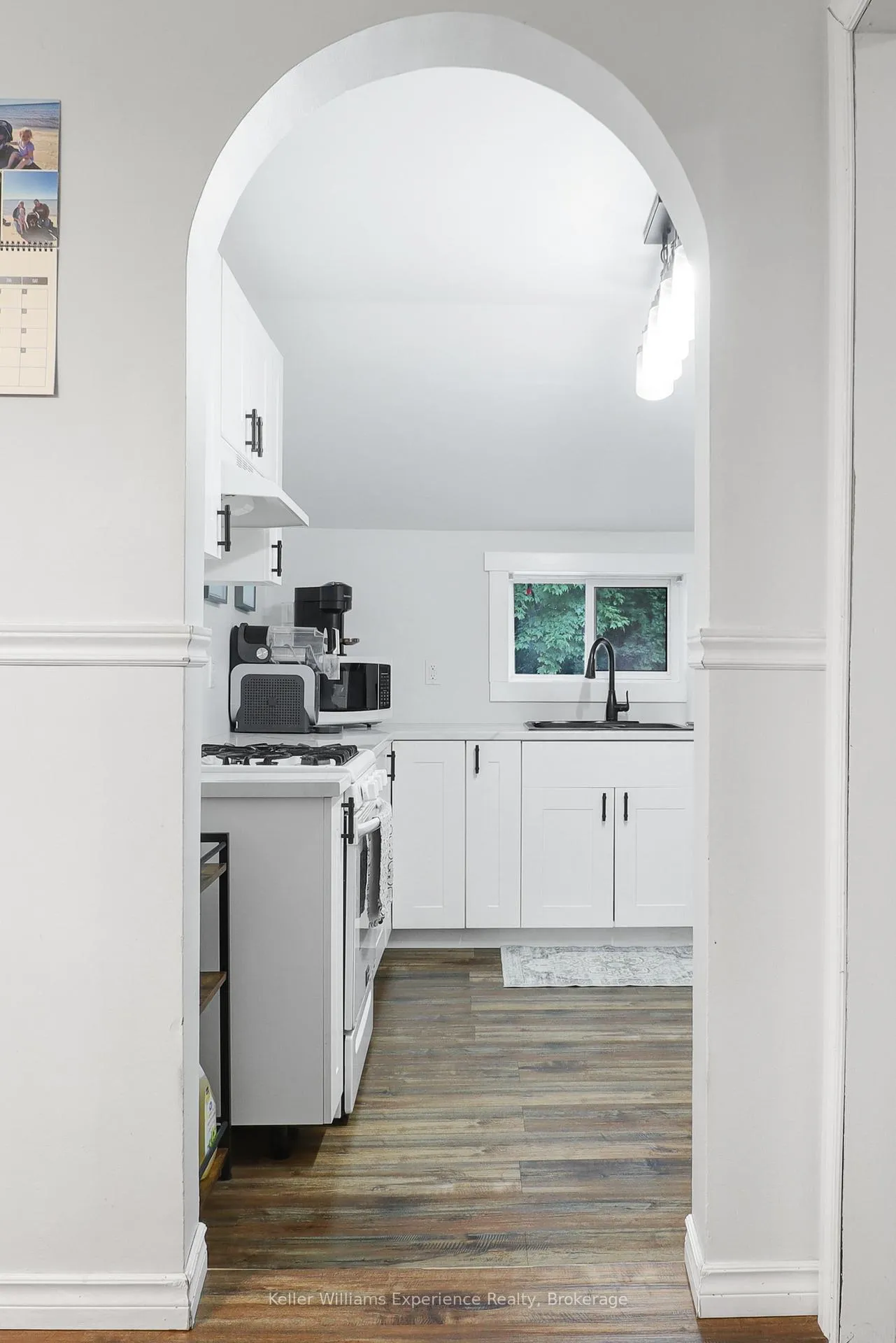 Photo 10 of 31 Yonge Street S, Arran-Elderslie — HOMEH