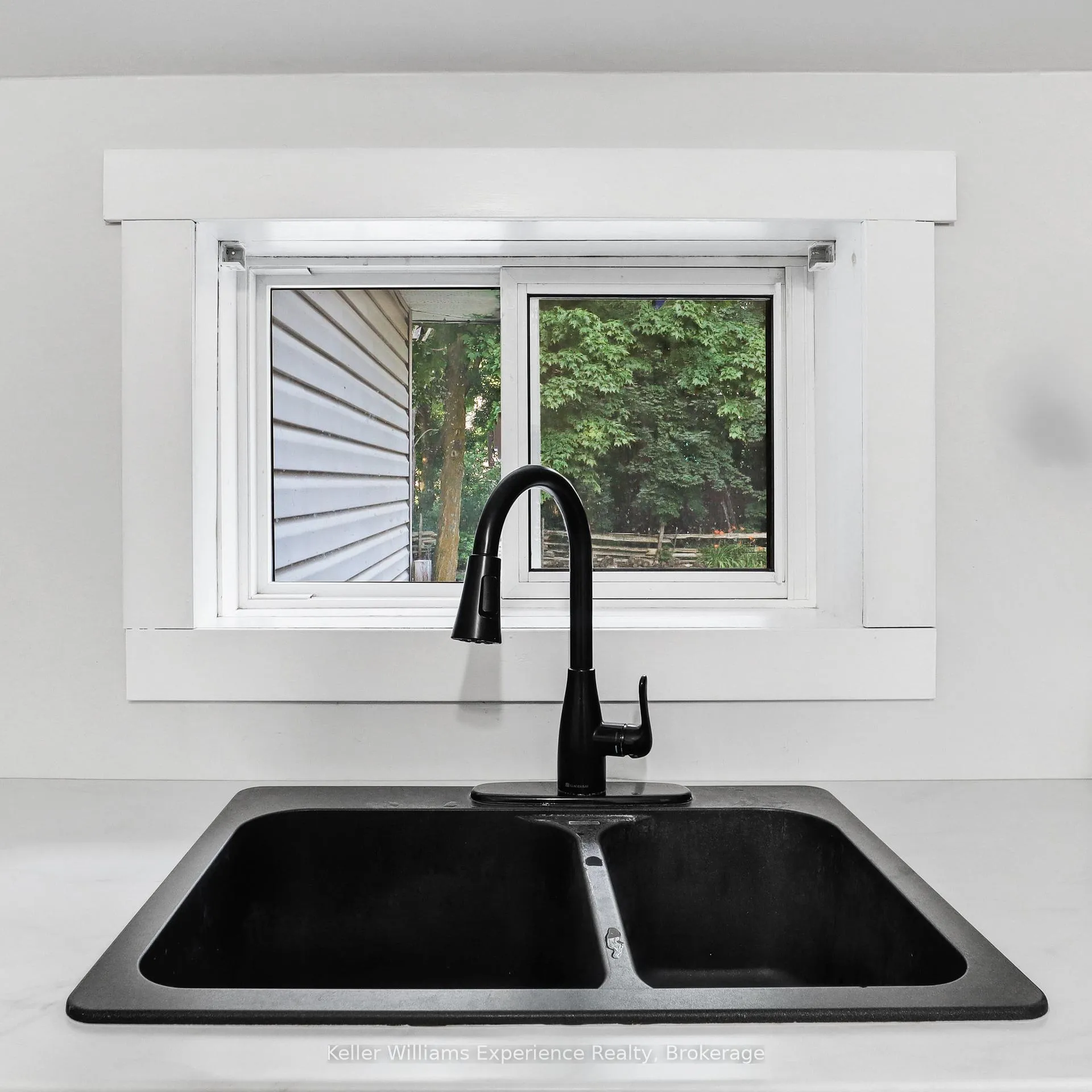 Photo 13 of 31 Yonge Street S, Arran-Elderslie — HOMEH