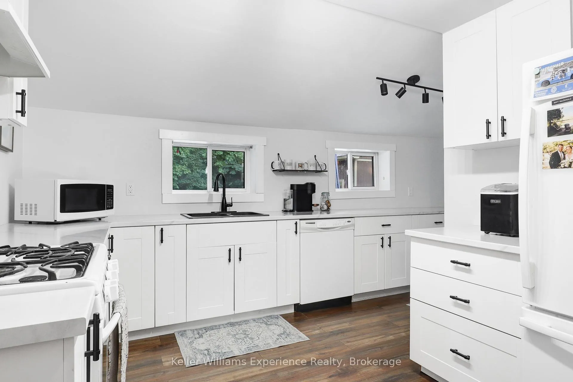 Photo 14 of 31 Yonge Street S, Arran-Elderslie — HOMEH