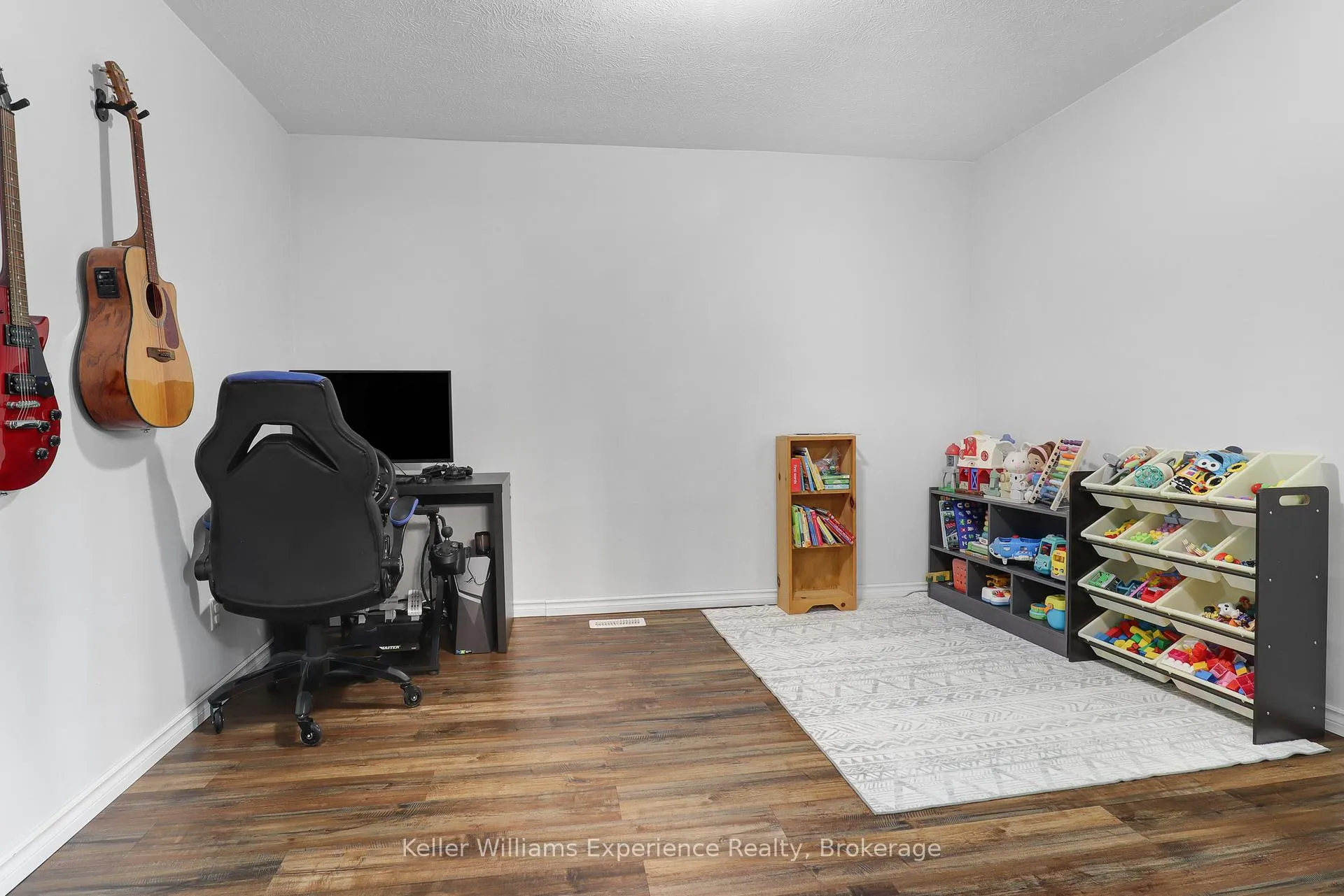 Photo 23 of 31 Yonge Street S, Arran-Elderslie — HOMEH
