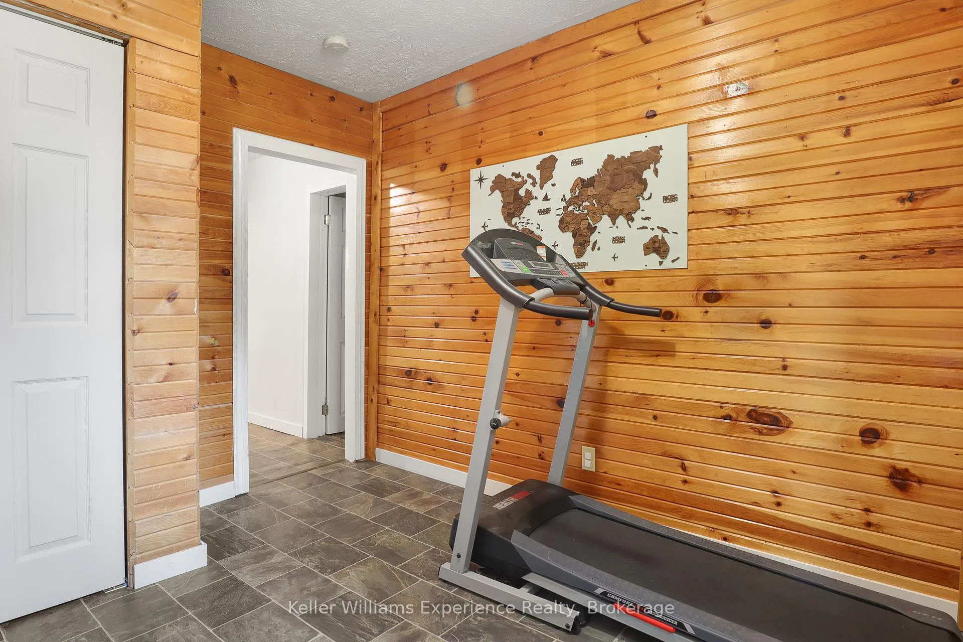 Photo 30 of 31 Yonge Street S, Arran-Elderslie — HOMEH