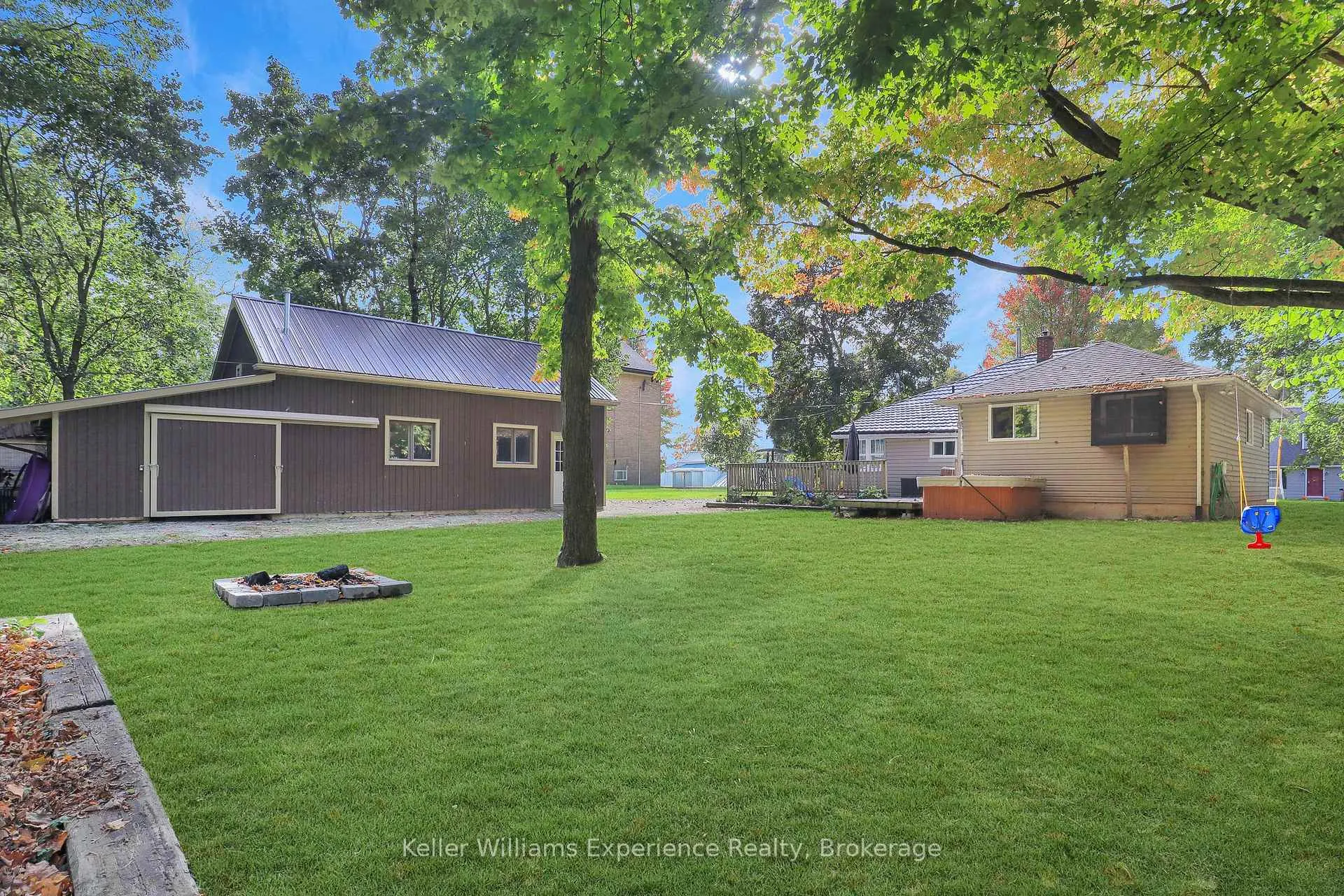 Photo 37 of 31 Yonge Street S, Arran-Elderslie — HOMEH