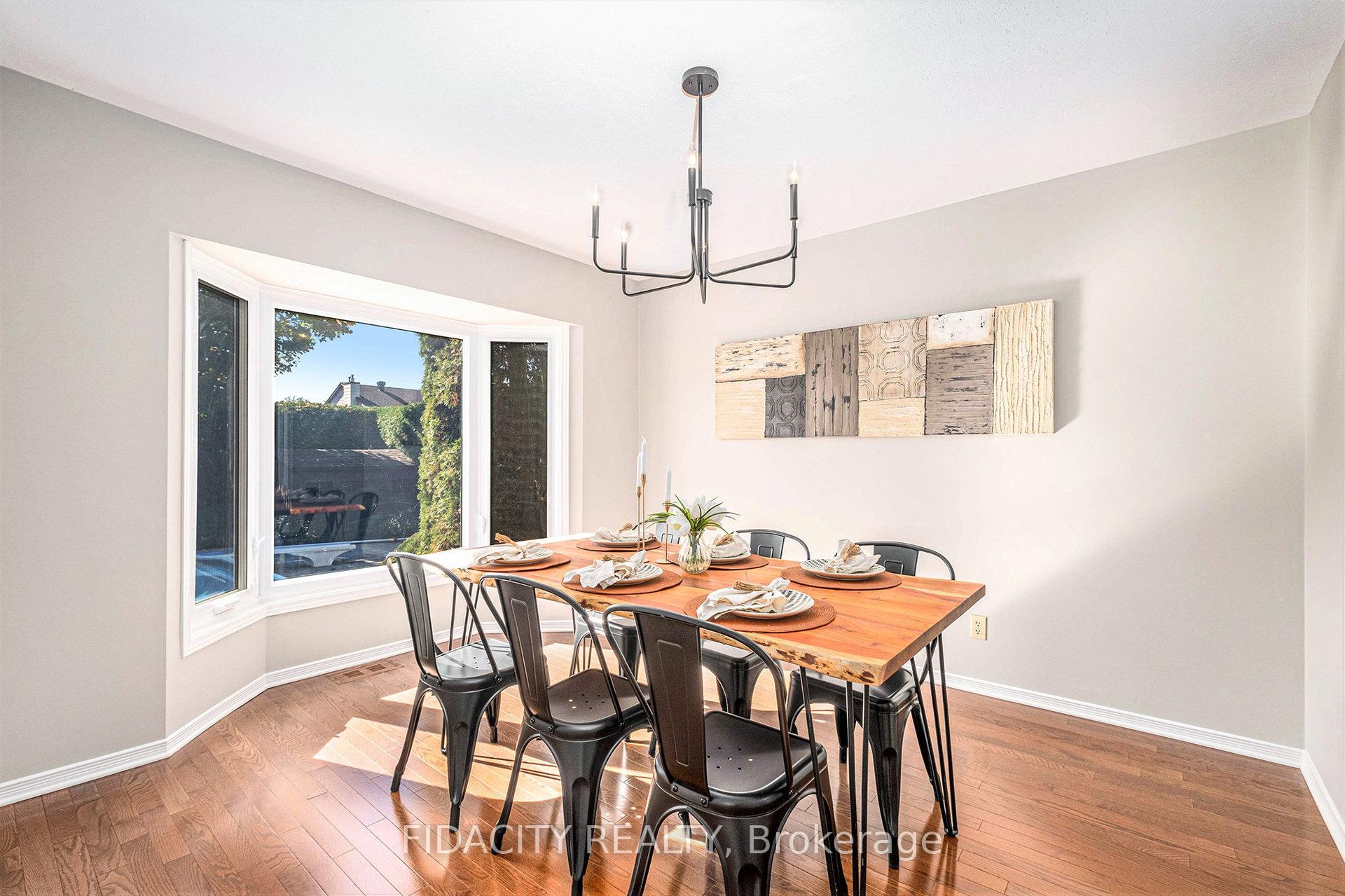 Photo 8 of 914 Long Meadow Way, Ottawa, Stittsville (Central) — HOMEH