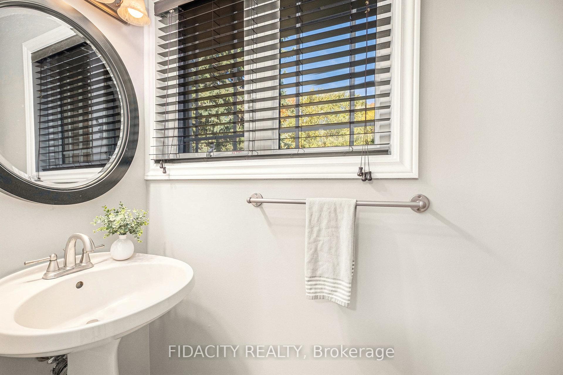 Photo 13 of 914 Long Meadow Way, Ottawa, Stittsville (Central) — HOMEH