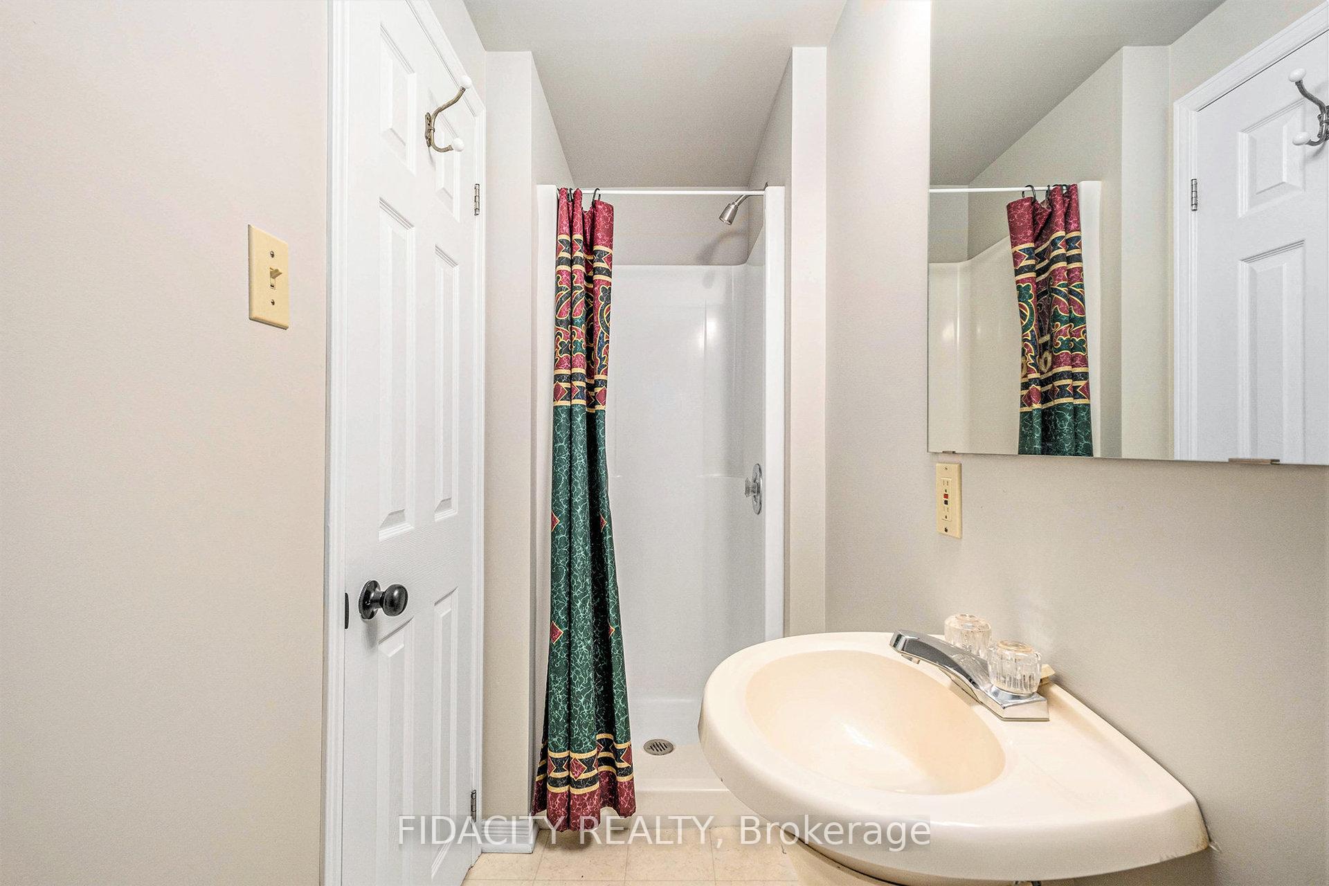 Photo 23 of 914 Long Meadow Way, Ottawa, Stittsville (Central) — HOMEH