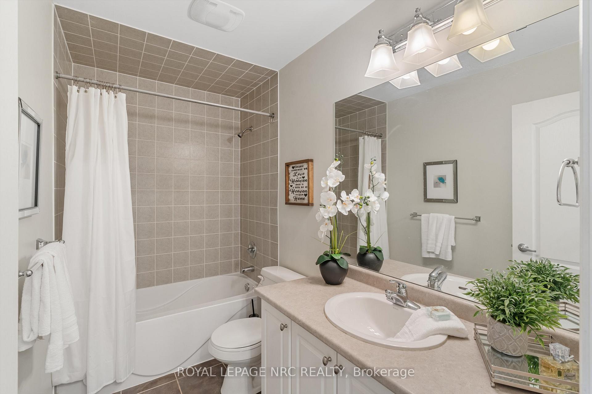 Photo 19 of 6 Mackenzie King Avenue, St. Catharines, Secord Woods — HOMEH