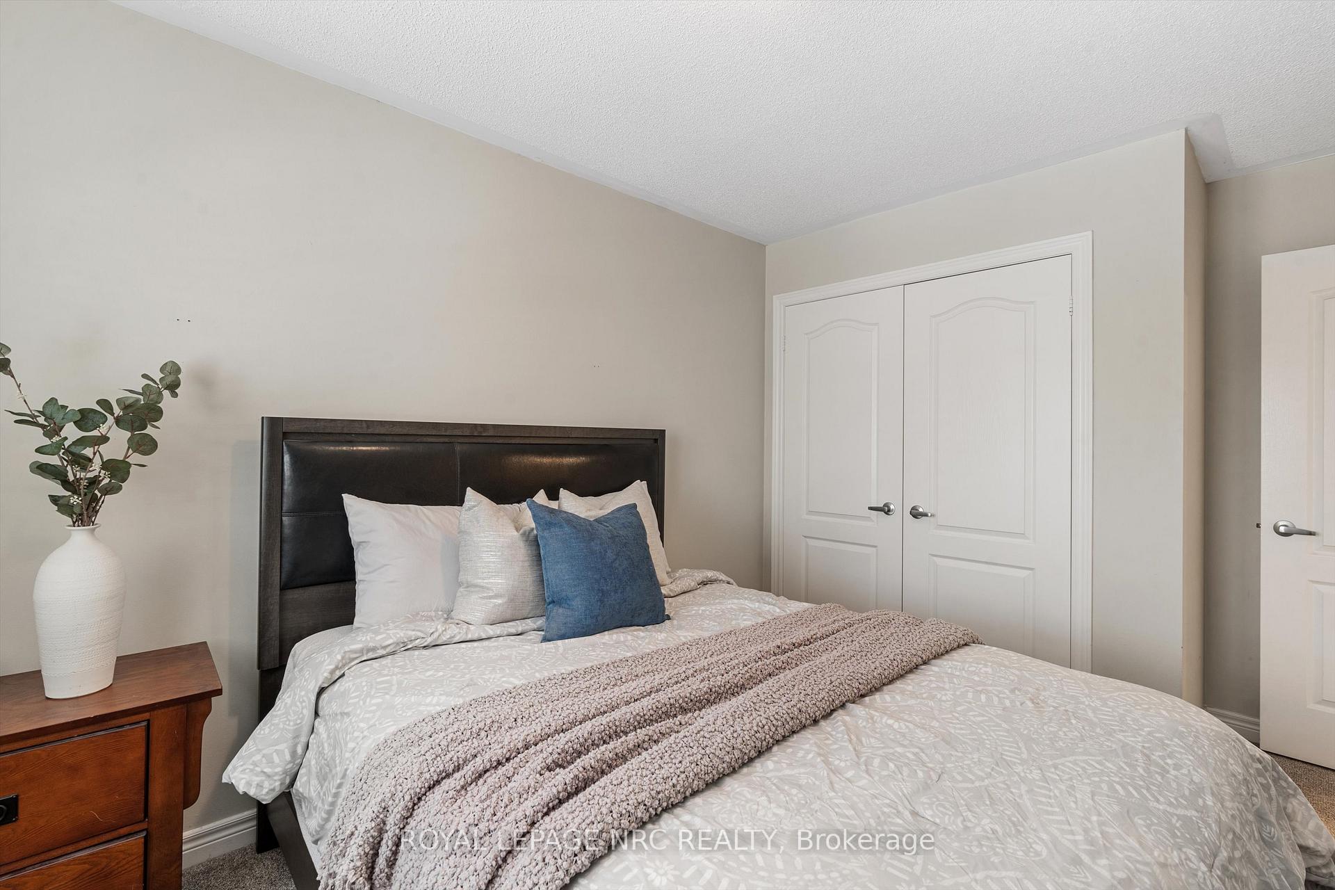 Photo 26 of 6 Mackenzie King Avenue, St. Catharines, Secord Woods — HOMEH