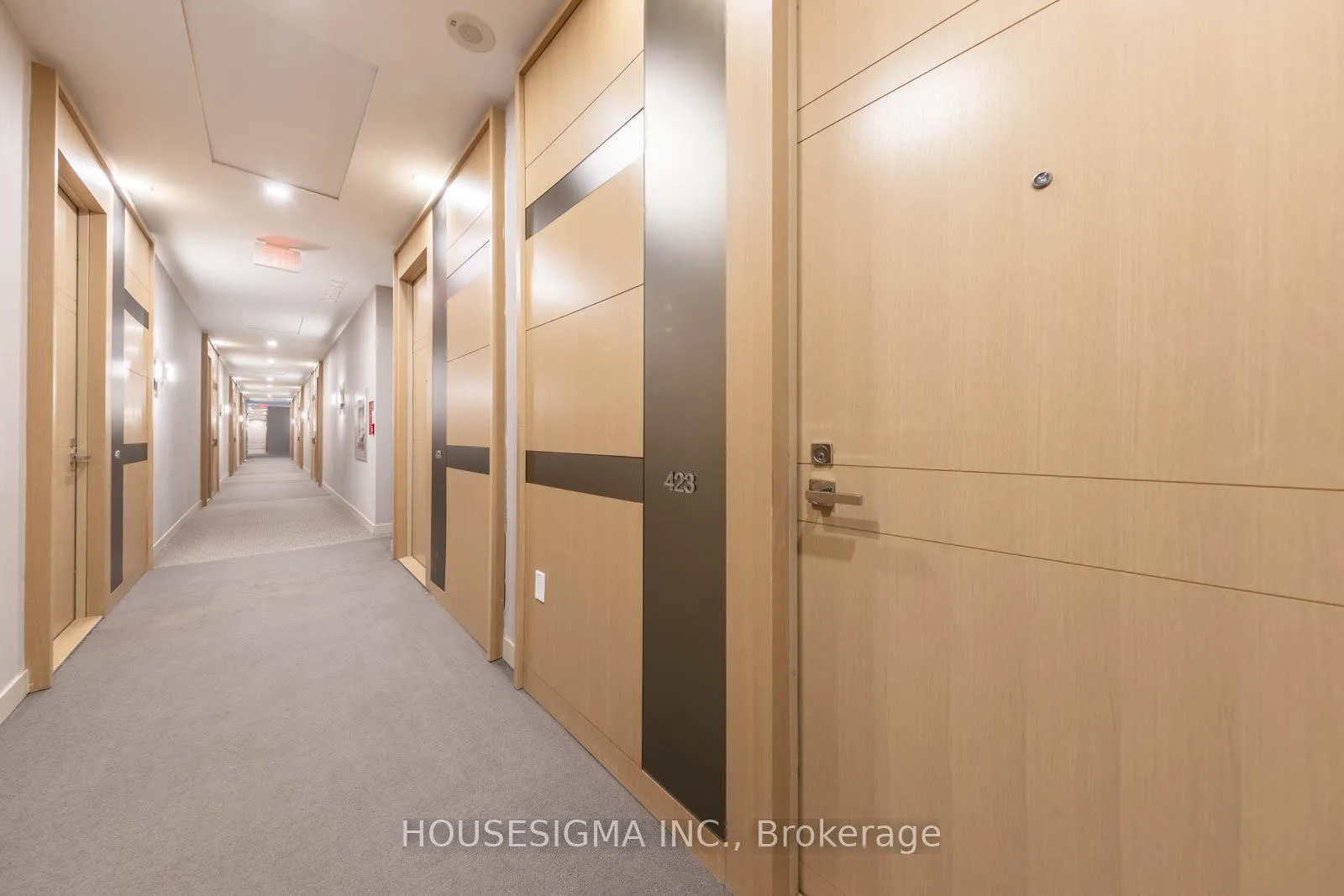 Photo 2 of Unit 423, 29 Queens Quay E, Toronto, Waterfront Communities — HOMEH