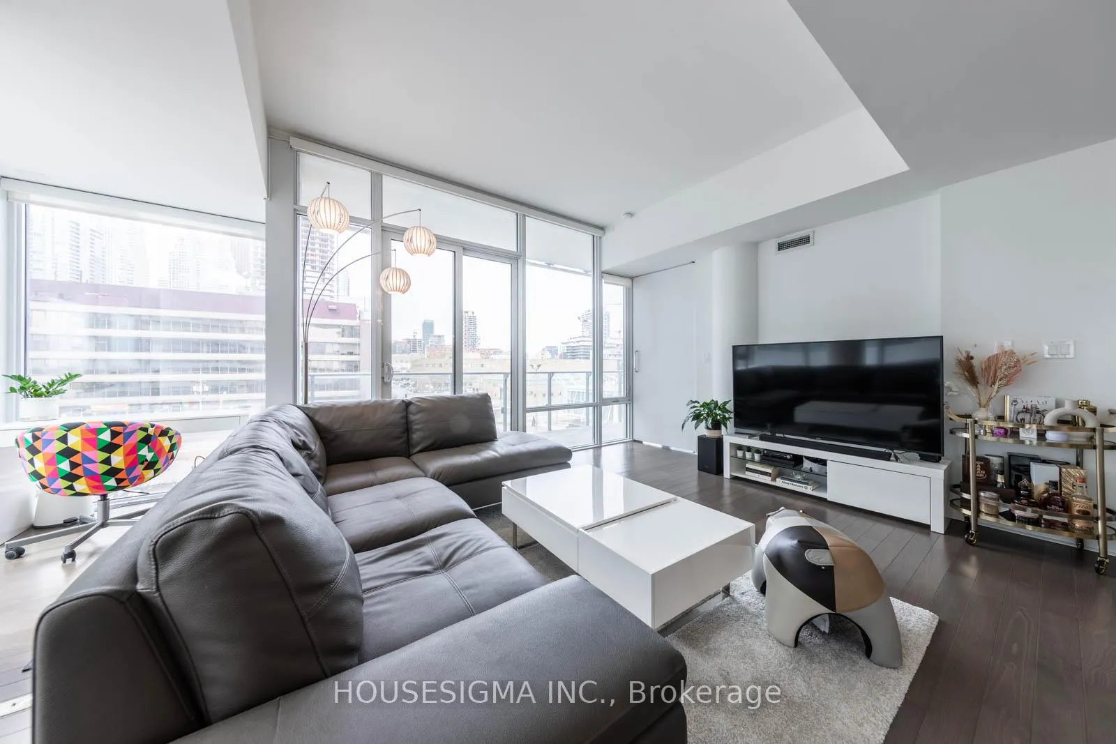 Photo 8 of Unit 423, 29 Queens Quay E, Toronto, Waterfront Communities — HOMEH