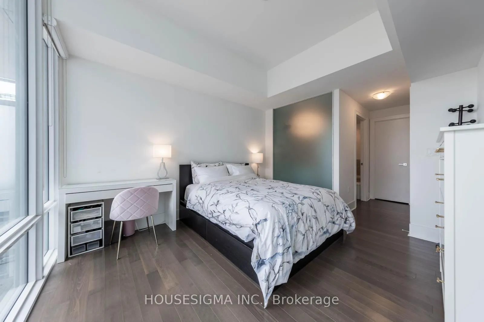 Photo 10 of Unit 423, 29 Queens Quay E, Toronto, Waterfront Communities — HOMEH