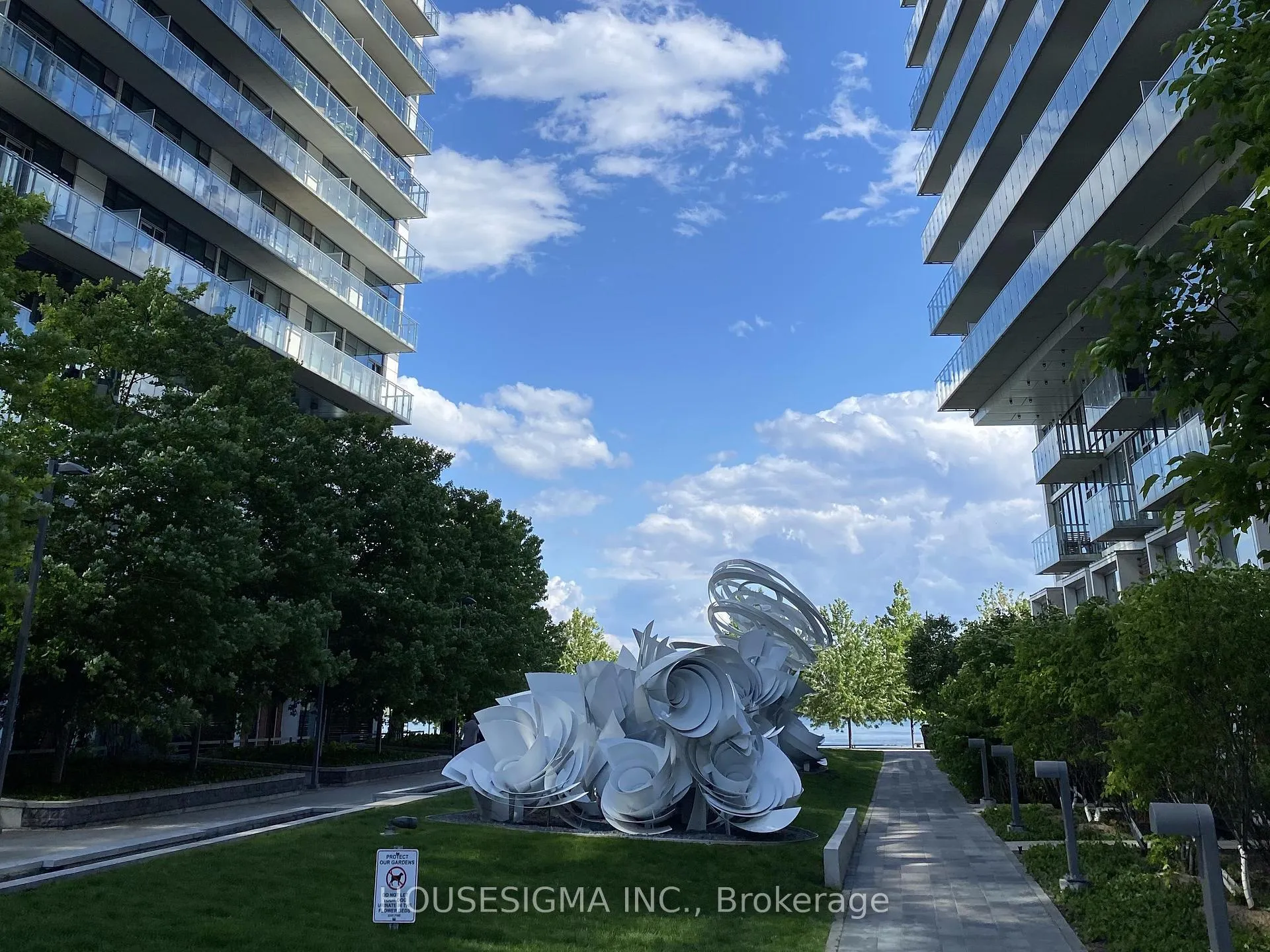 Photo 16 of Unit 423, 29 Queens Quay E, Toronto, Waterfront Communities — HOMEH