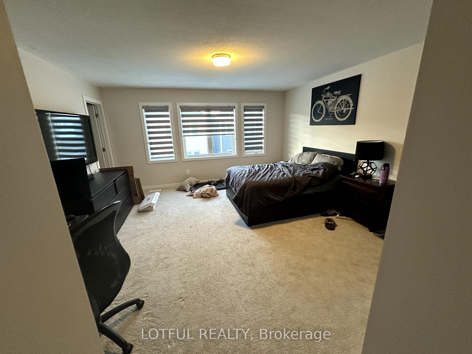 Photo 5 of 108 Hackamore Crescent, Ottawa, Goulbourn Twp From Franktown Rd/South To Rideau — HOMEH