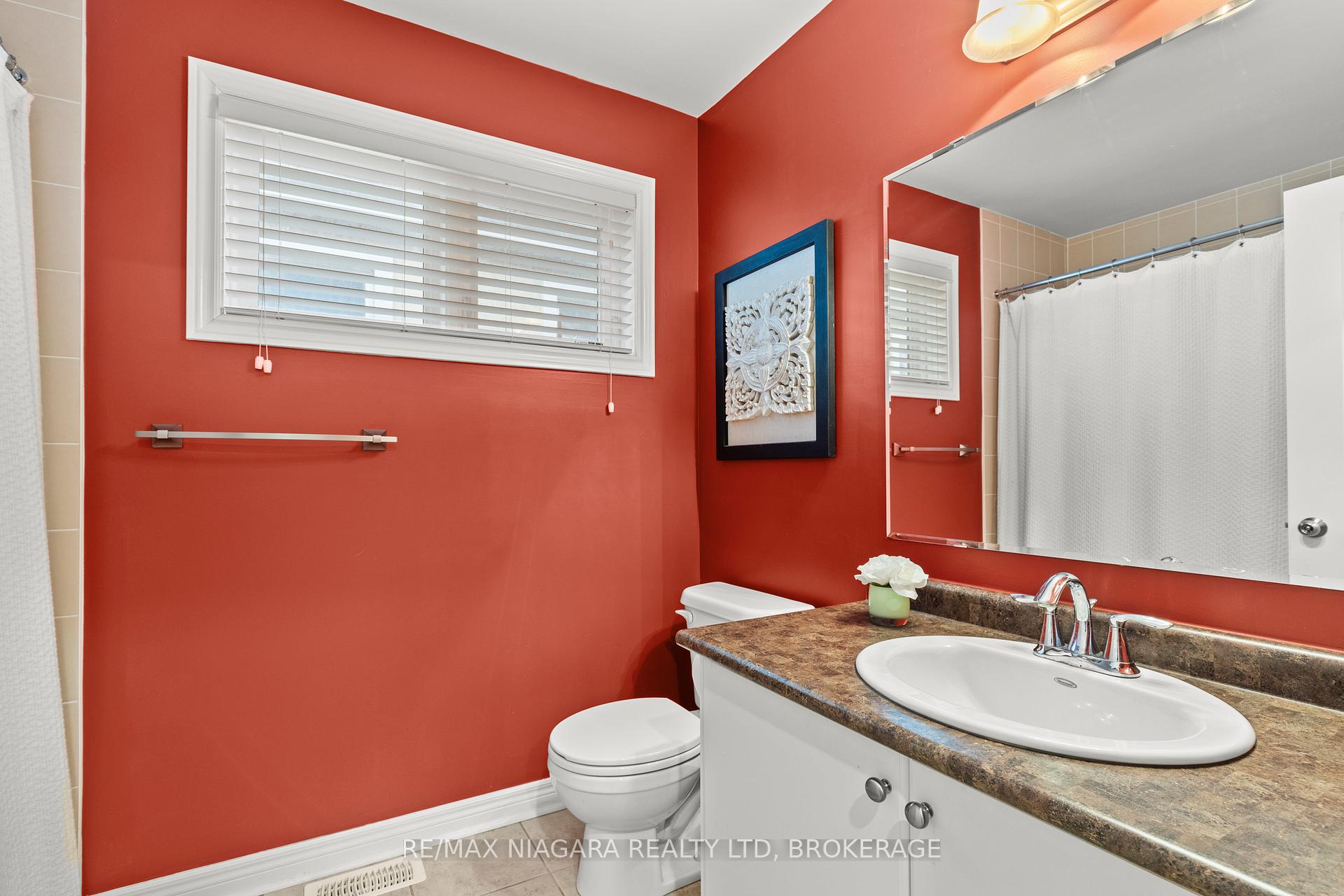 Photo 15 of 55 Haig Street, St. Catharines, Haig — HOMEH