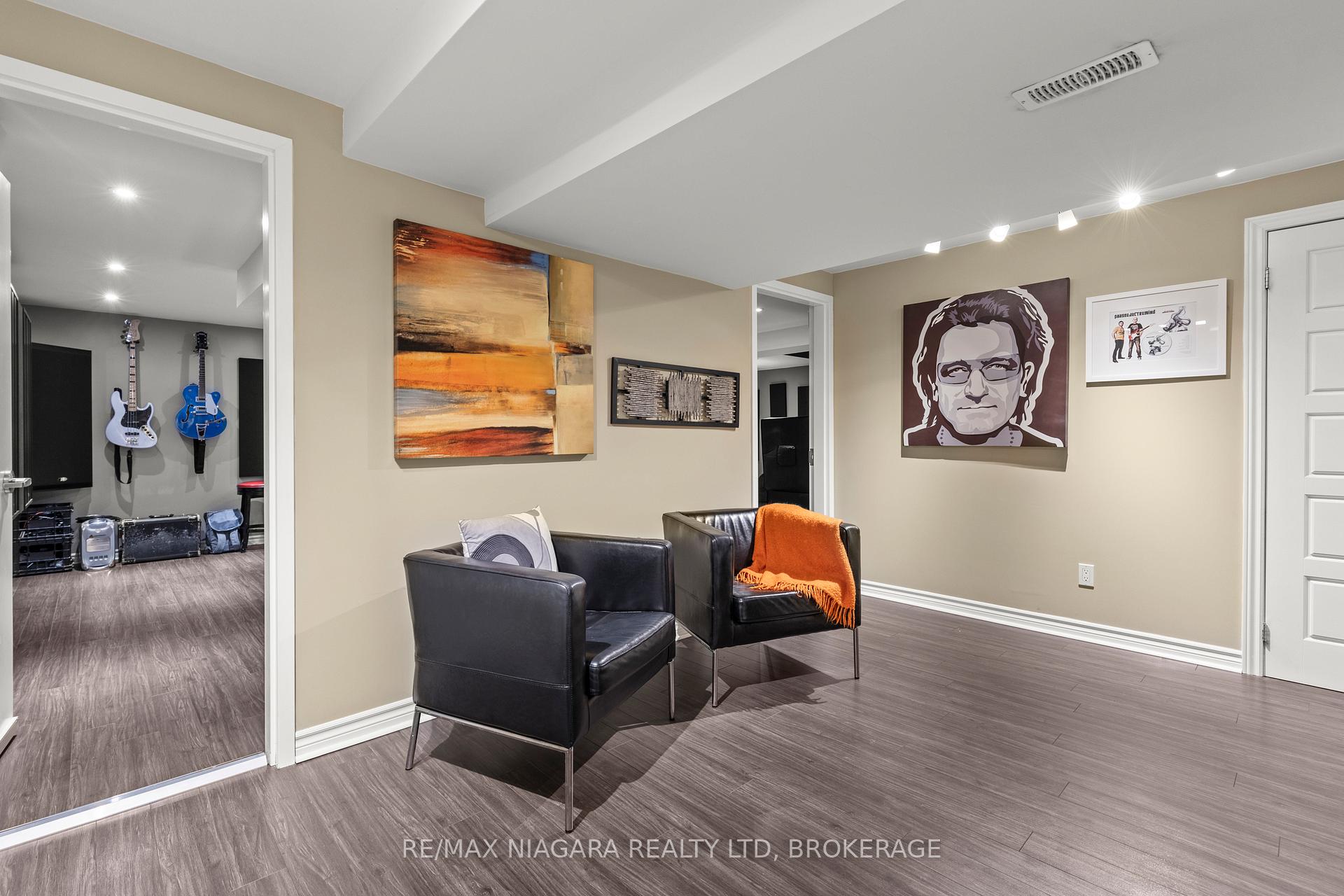Photo 20 of 55 Haig Street, St. Catharines, Haig — HOMEH