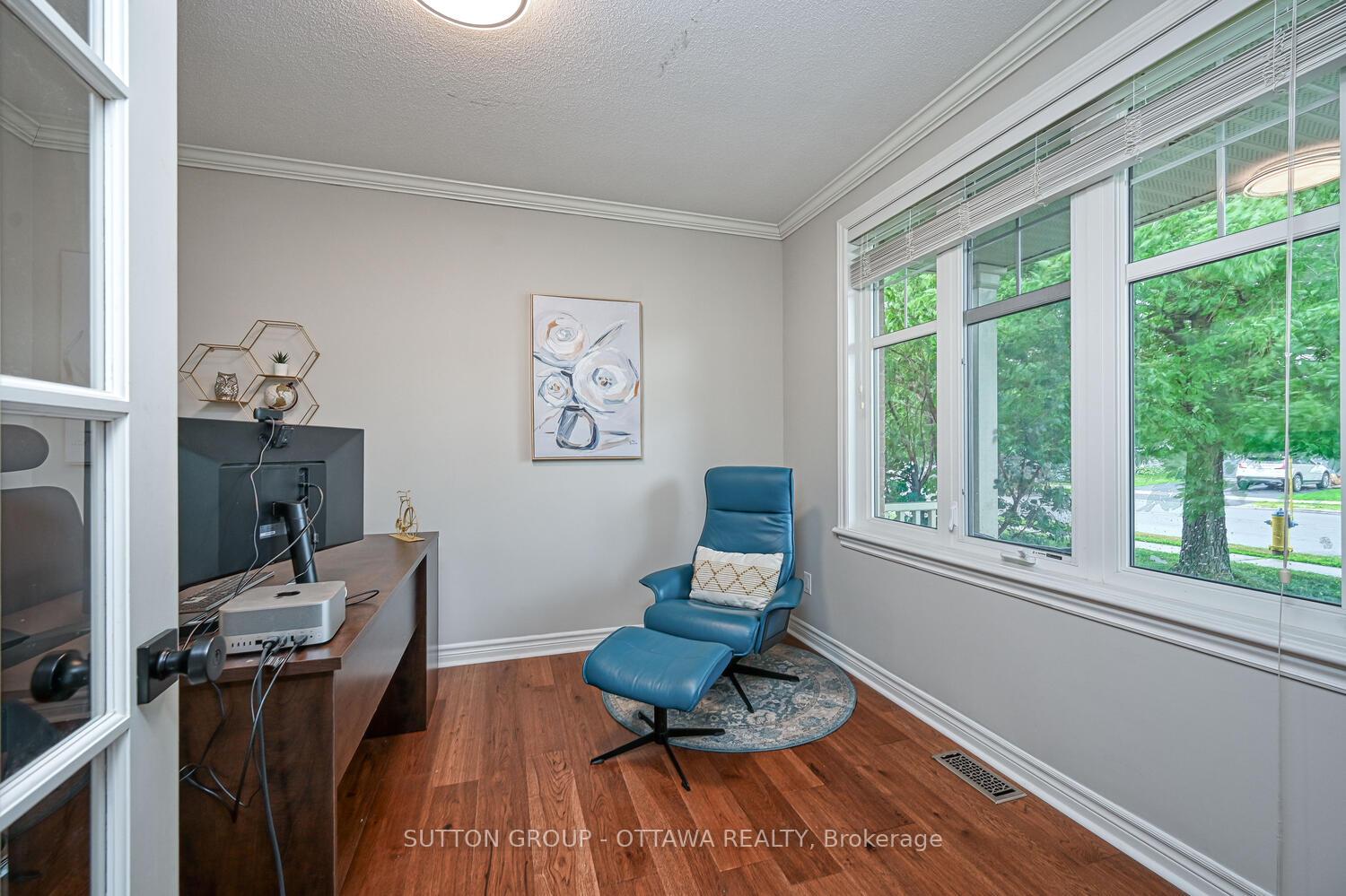 Photo 2 of 329 West Ridge Drive, Ottawa, Stittsville (South) — HOMEH