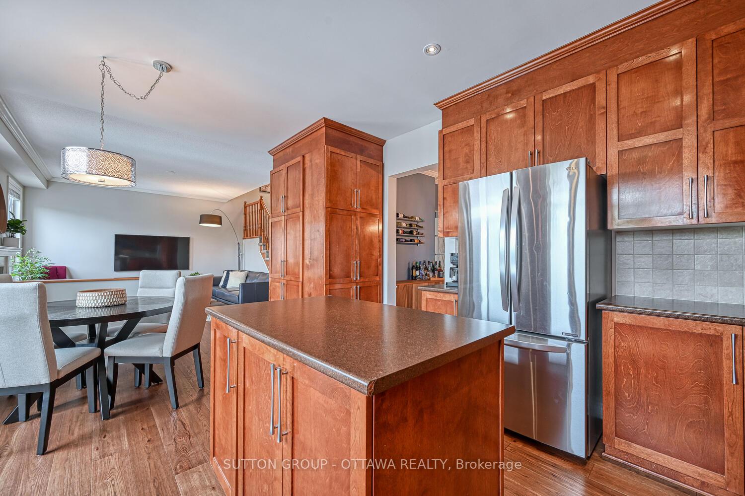 Photo 14 of 329 West Ridge Drive, Ottawa, Stittsville (South) — HOMEH