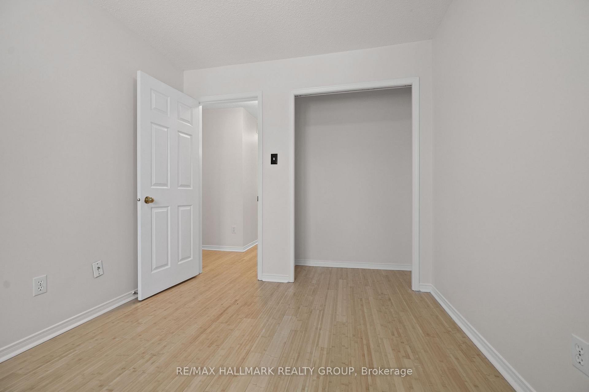 Photo 30 of 39 Whalings Circle, Ottawa, Stittsville (Central) — HOMEH