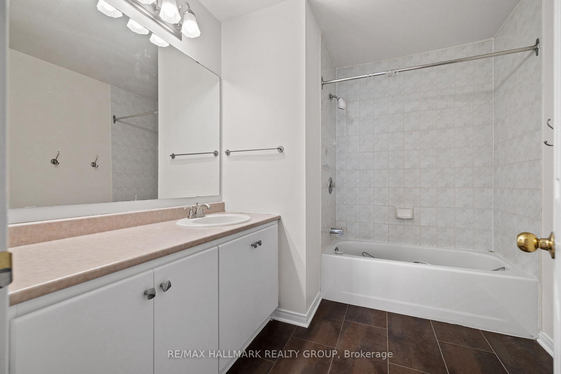 Photo 39 of 39 Whalings Circle, Ottawa, Stittsville (Central) — HOMEH
