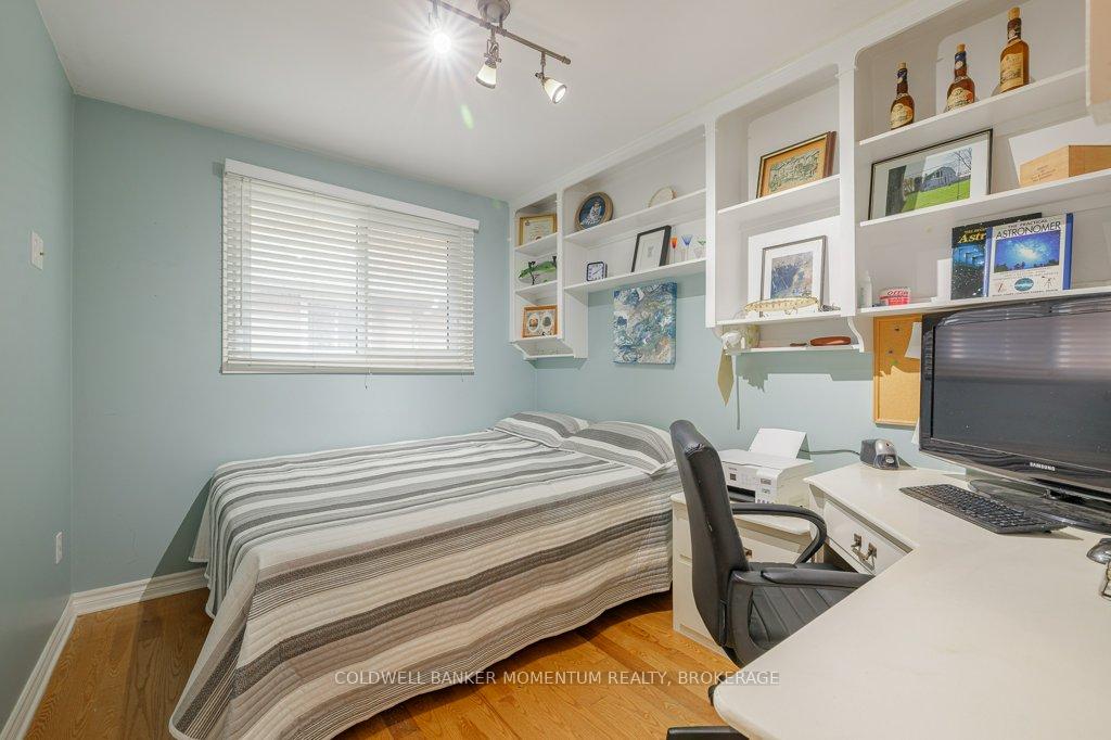 Photo 1 of 40 Black Knight Road, St. Catharines, Lakeport — HOMEH