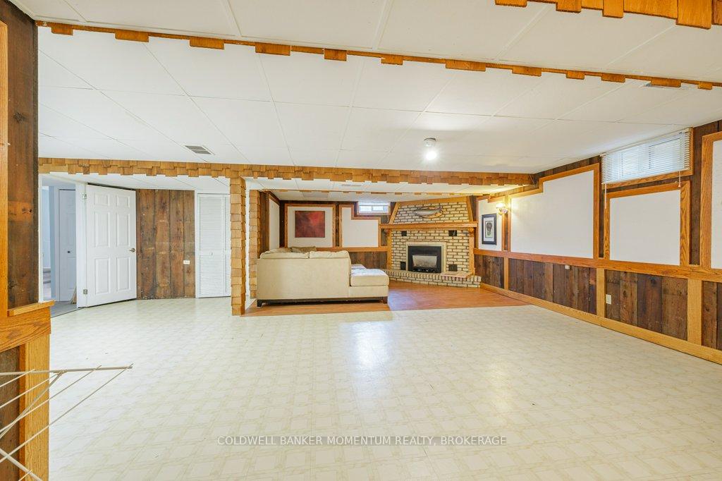 Photo 7 of 40 Black Knight Road, St. Catharines, Lakeport — HOMEH