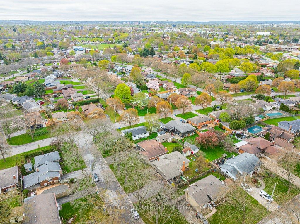 Photo 14 of 40 Black Knight Road, St. Catharines, Lakeport — HOMEH