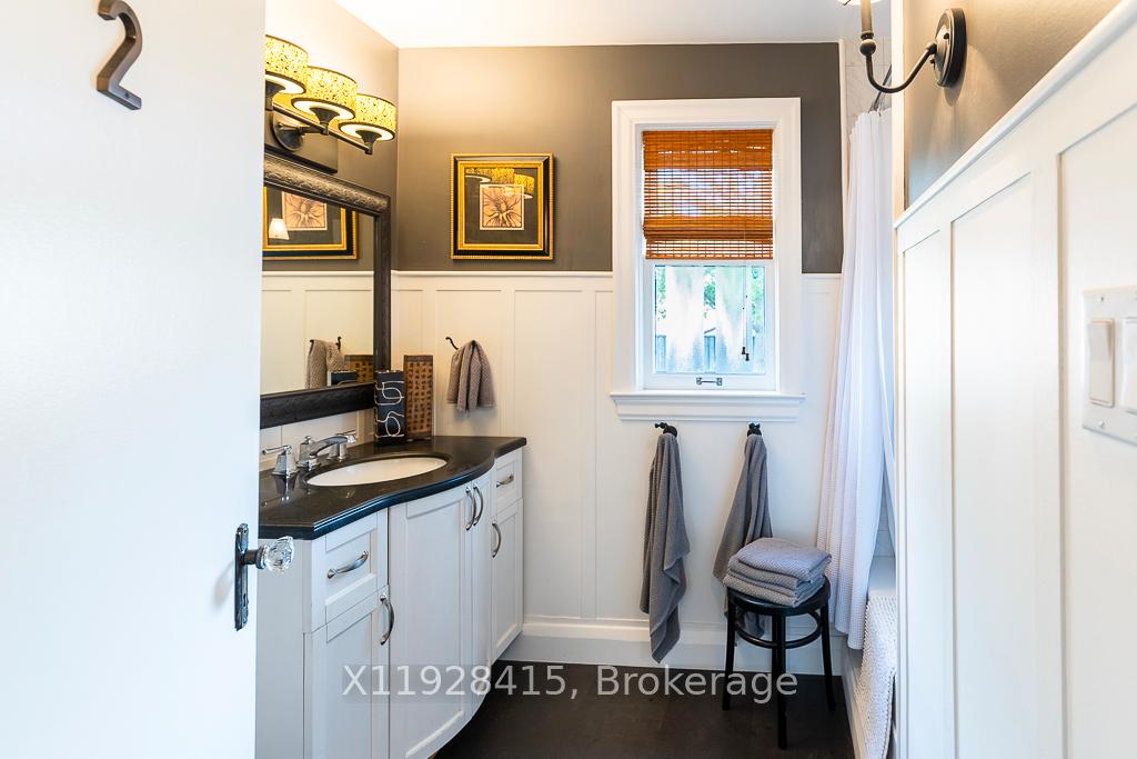 Photo 11 of 314 Wellington Street, St. Thomas — HOMEH