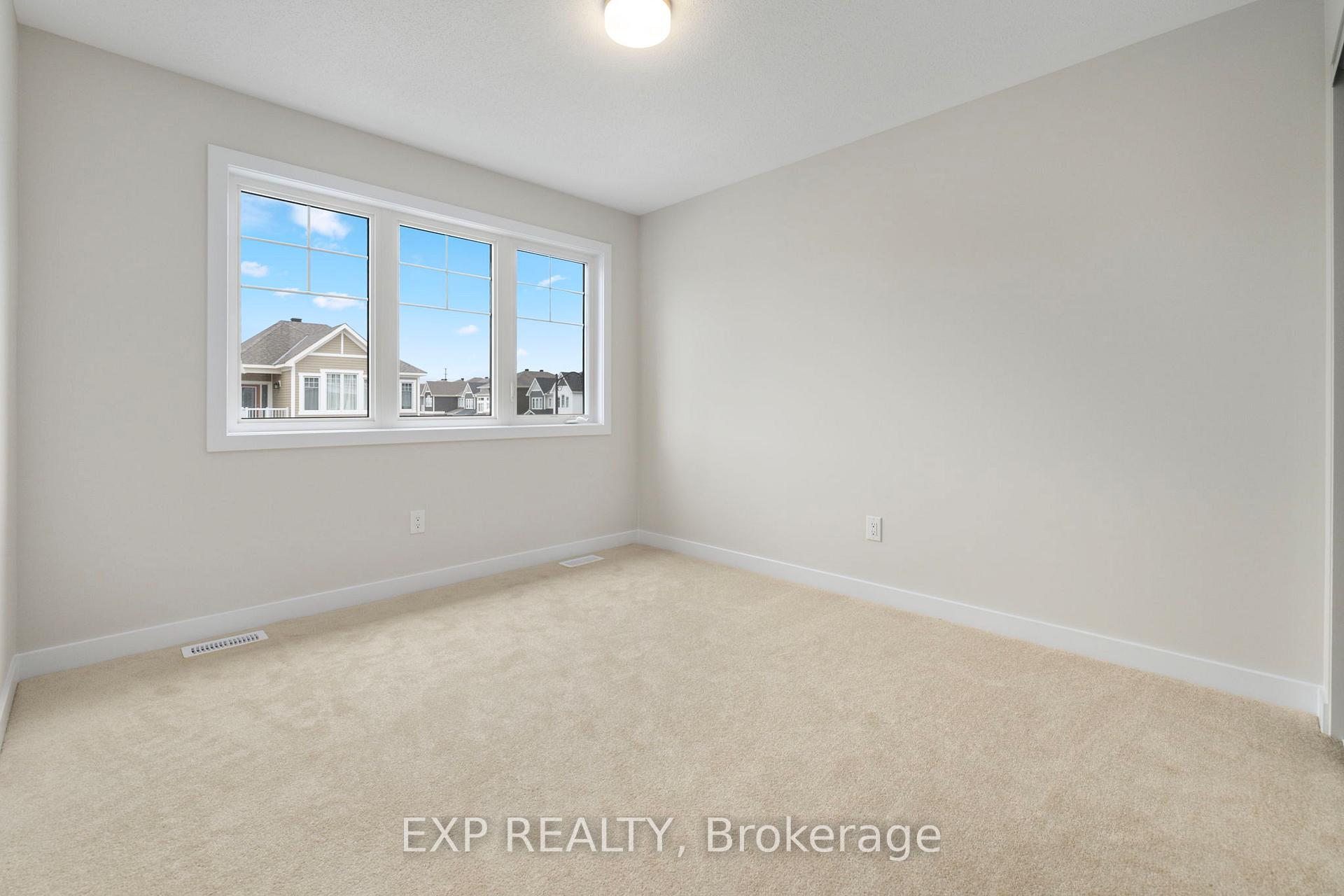 Photo 12 of 66 Hackamore Crescent, Ottawa, Goulbourn Twp From Franktown Rd/South To Rideau — HOMEH