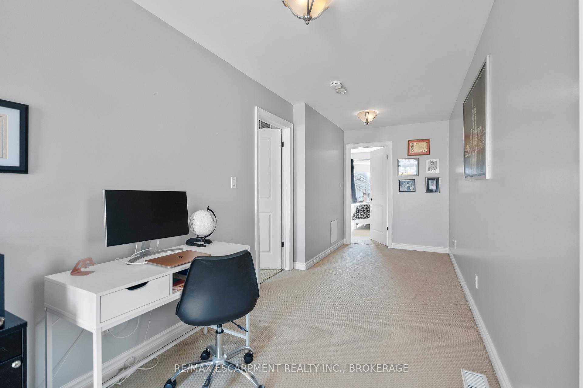 Photo 18 of 413 Niagara Street, St. Catharines, Carlton/Bunting — HOMEH