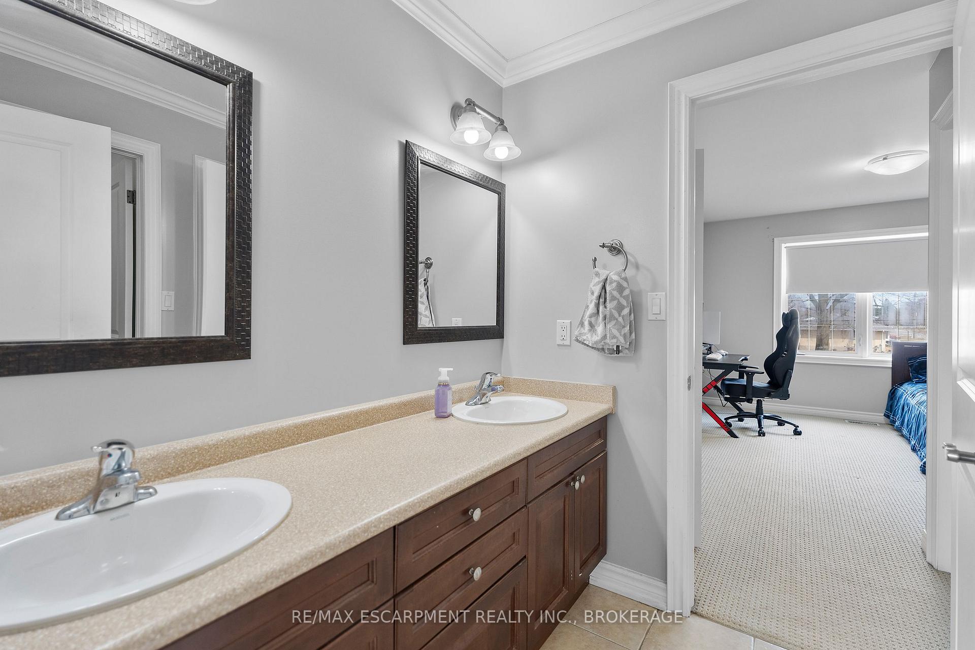 Photo 22 of 413 Niagara Street, St. Catharines, Carlton/Bunting — HOMEH