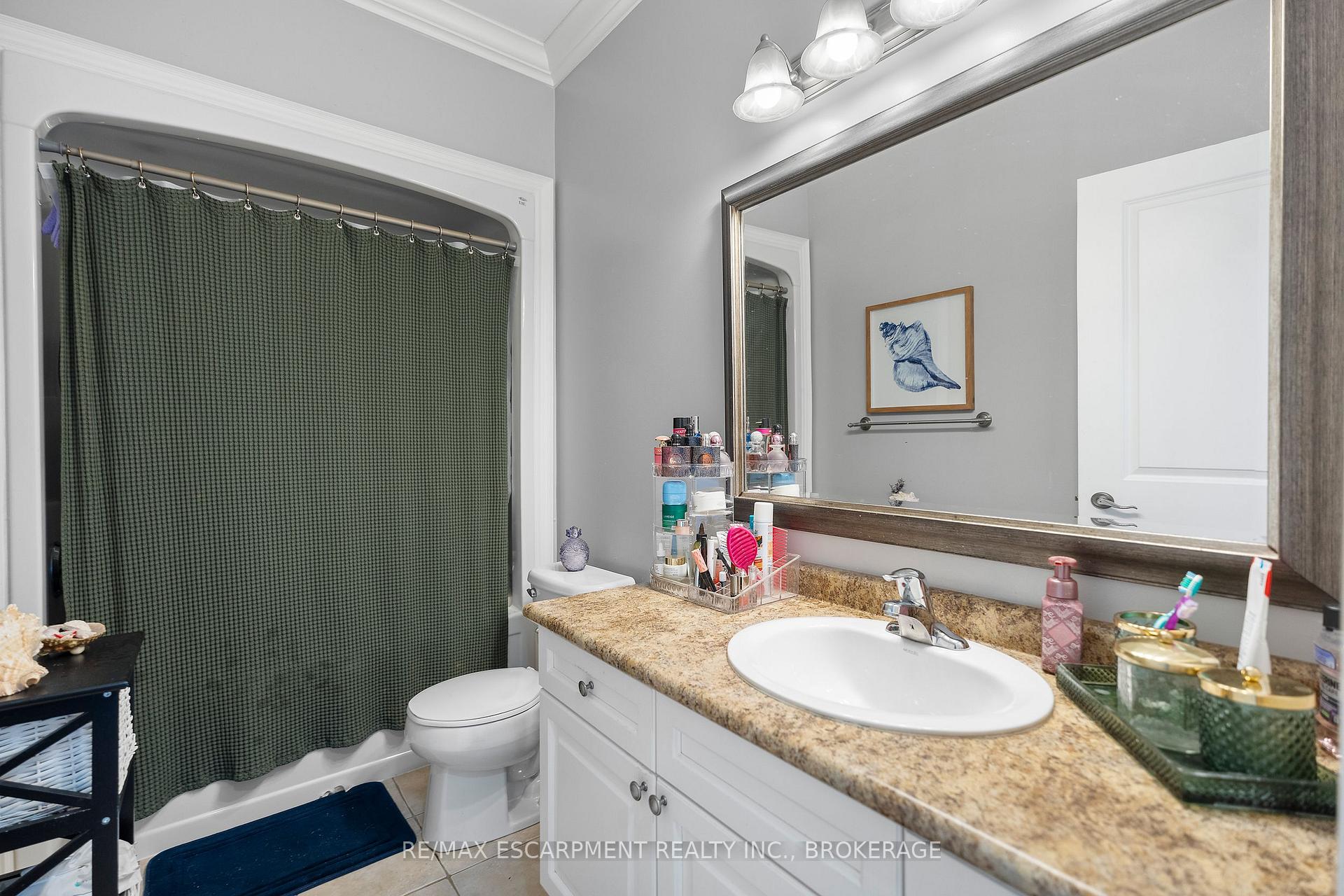 Photo 24 of 413 Niagara Street, St. Catharines, Carlton/Bunting — HOMEH
