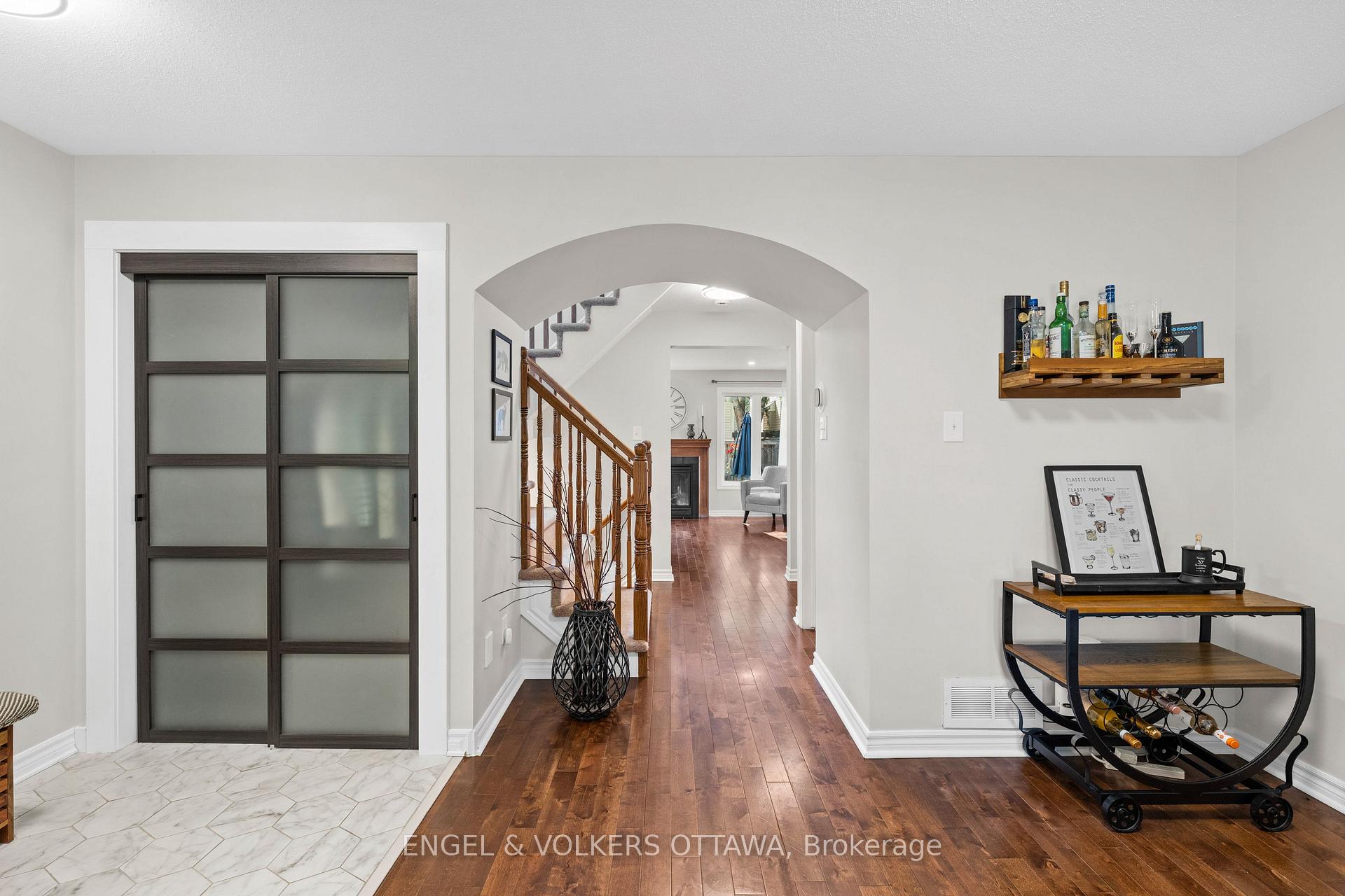 Photo 7 of 416 Vendevale Avenue, Ottawa, Stittsville (North) — HOMEH
