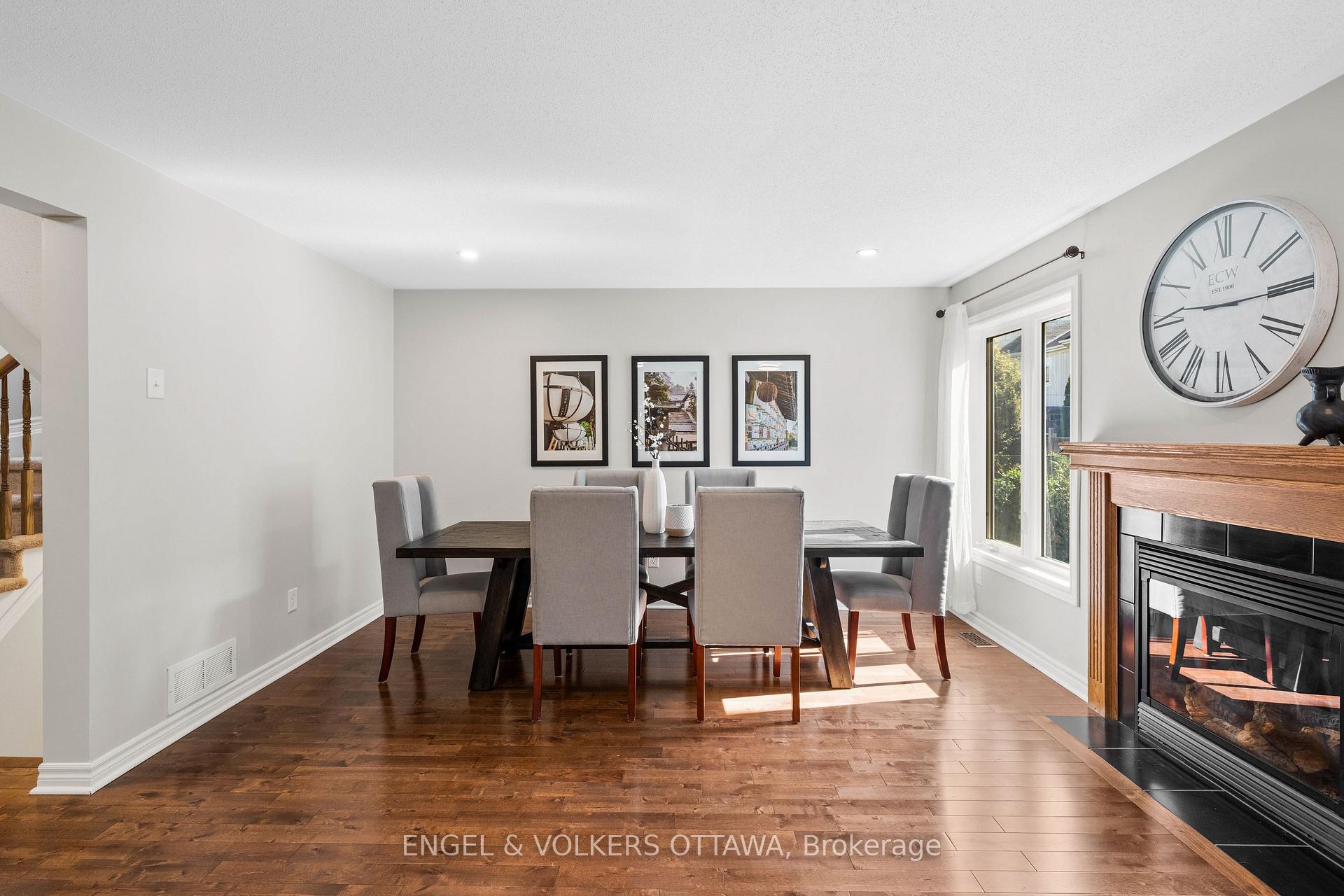 Photo 10 of 416 Vendevale Avenue, Ottawa, Stittsville (North) — HOMEH