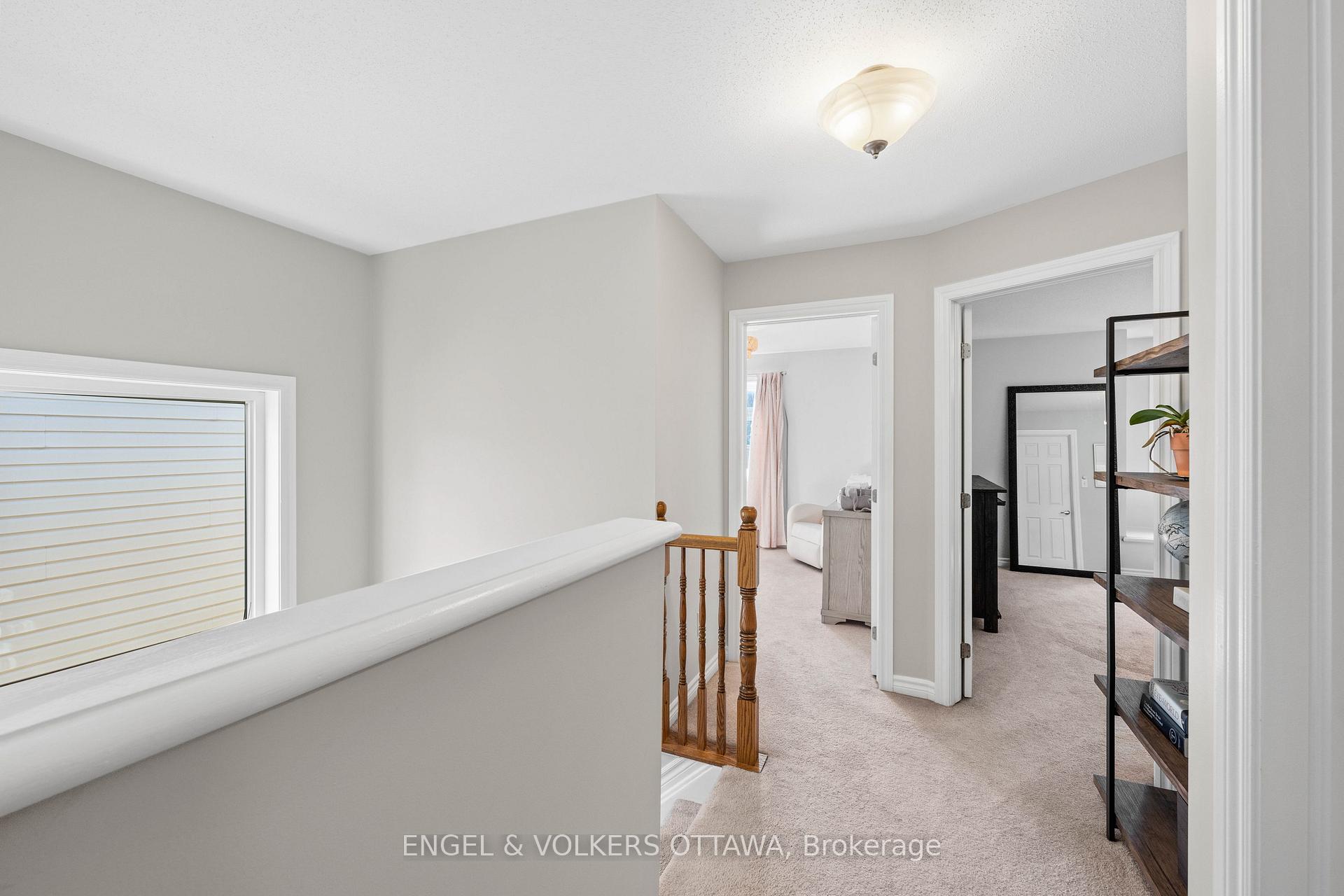 Photo 18 of 416 Vendevale Avenue, Ottawa, Stittsville (North) — HOMEH