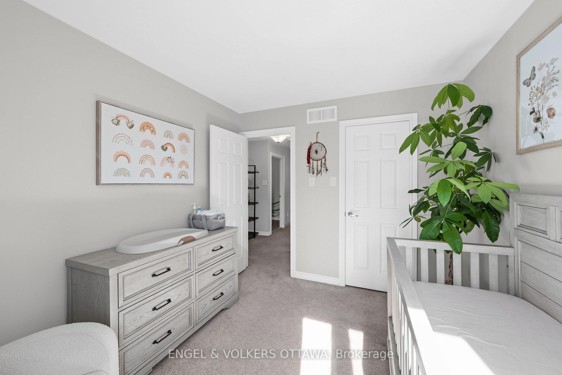 Photo 23 of 416 Vendevale Avenue, Ottawa, Stittsville (North) — HOMEH