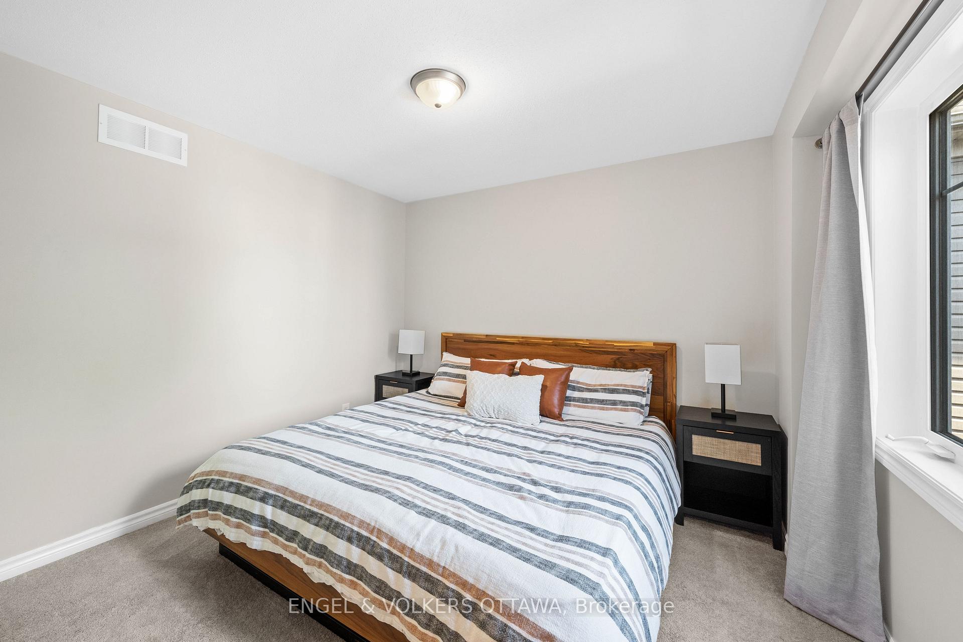 Photo 25 of 416 Vendevale Avenue, Ottawa, Stittsville (North) — HOMEH