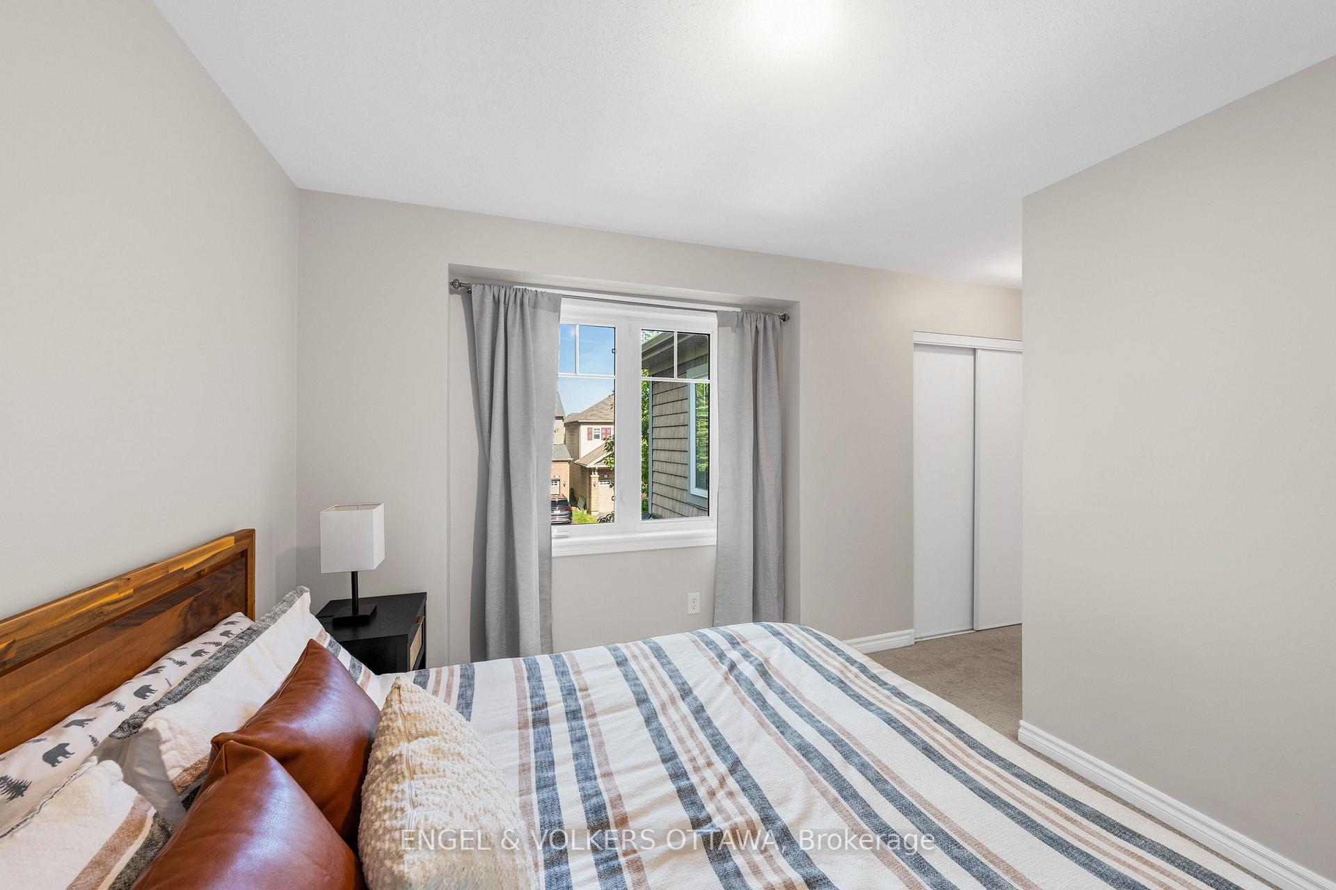 Photo 26 of 416 Vendevale Avenue, Ottawa, Stittsville (North) — HOMEH